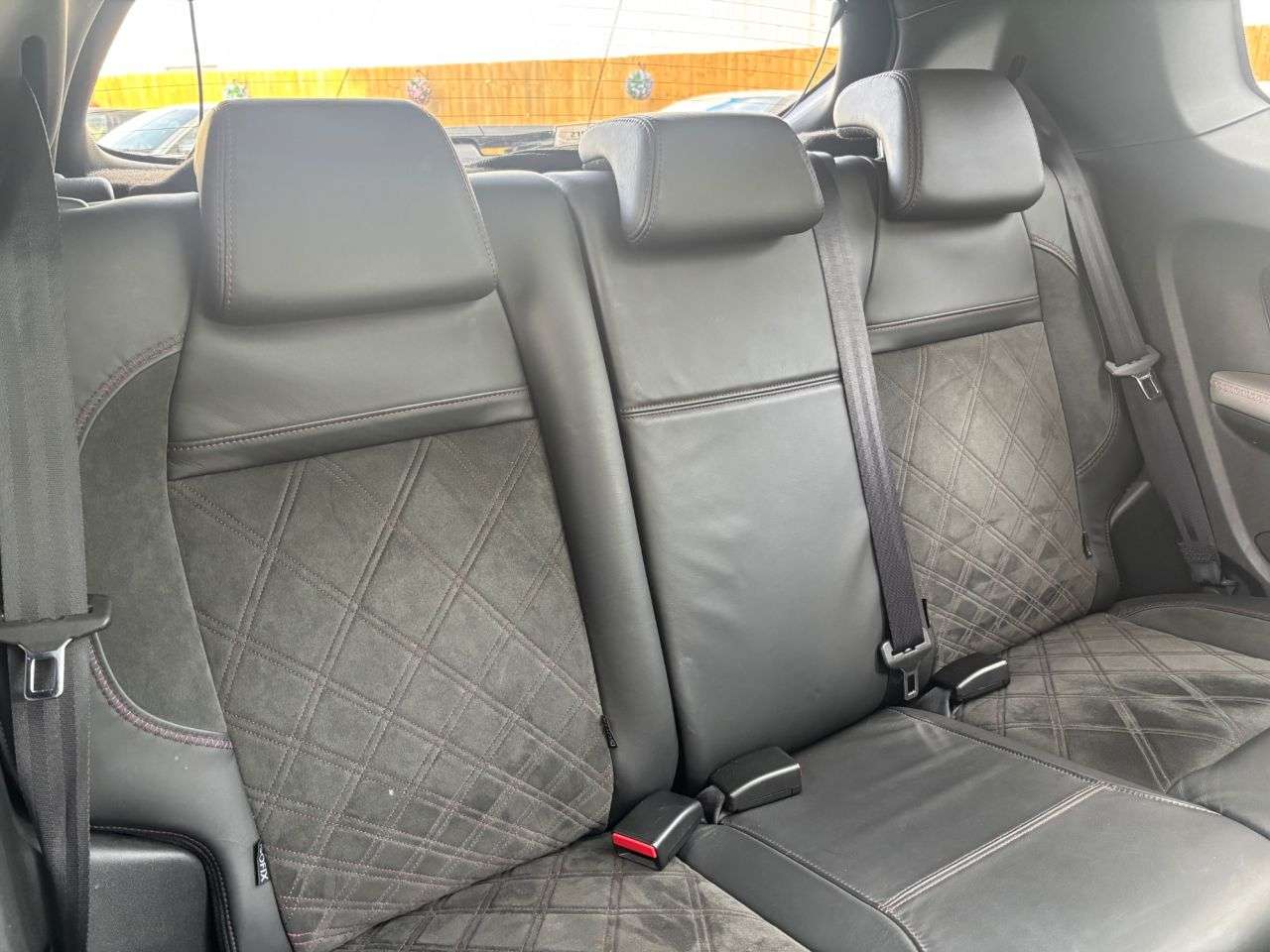 2014 PEUGEOT 208 2014 PEUGEOT 208