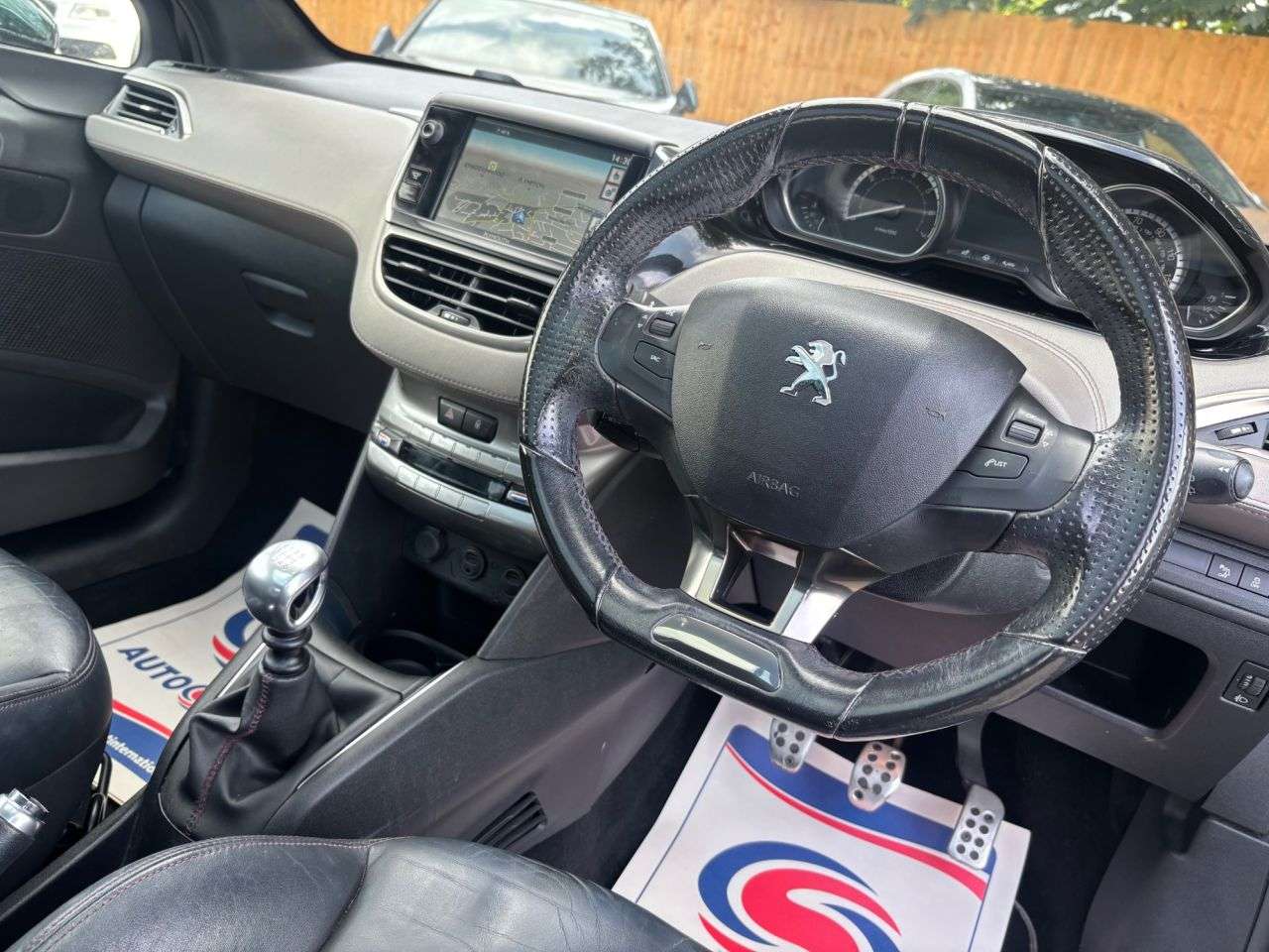 2014 PEUGEOT 208 2014 PEUGEOT 208