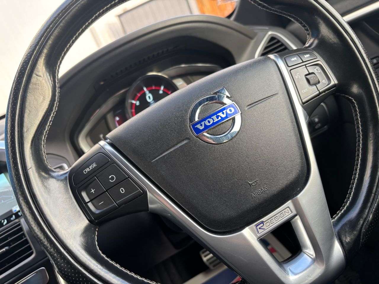 2014 VOLVO XC60 2014 VOLVO XC60