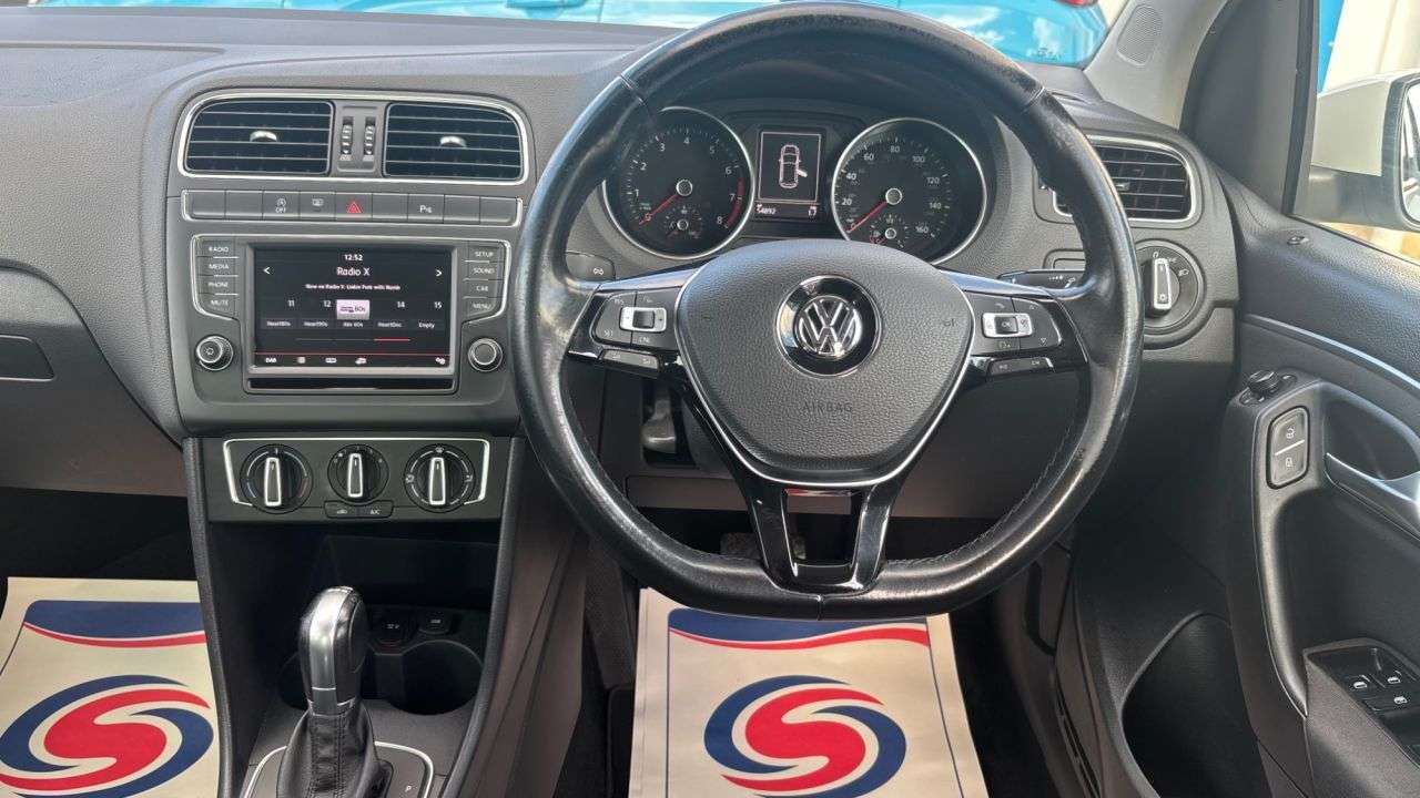 2015 VOLKSWAGEN POLO 2015 VOLKSWAGEN POLO