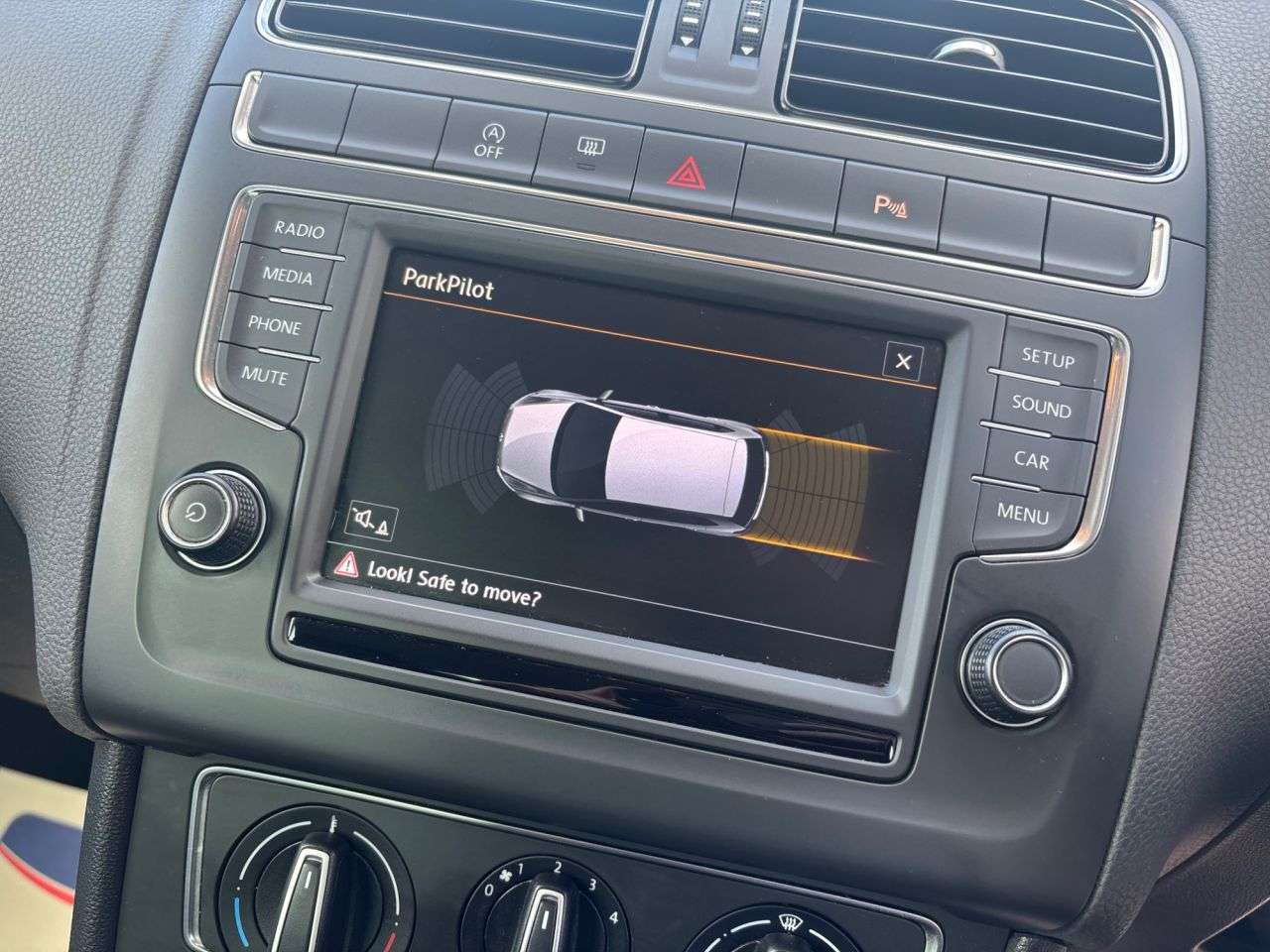 2015 VOLKSWAGEN POLO 2015 VOLKSWAGEN POLO