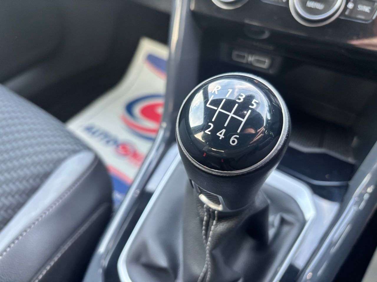 2019 VOLKSWAGEN T-ROC 2019 VOLKSWAGEN T-ROC