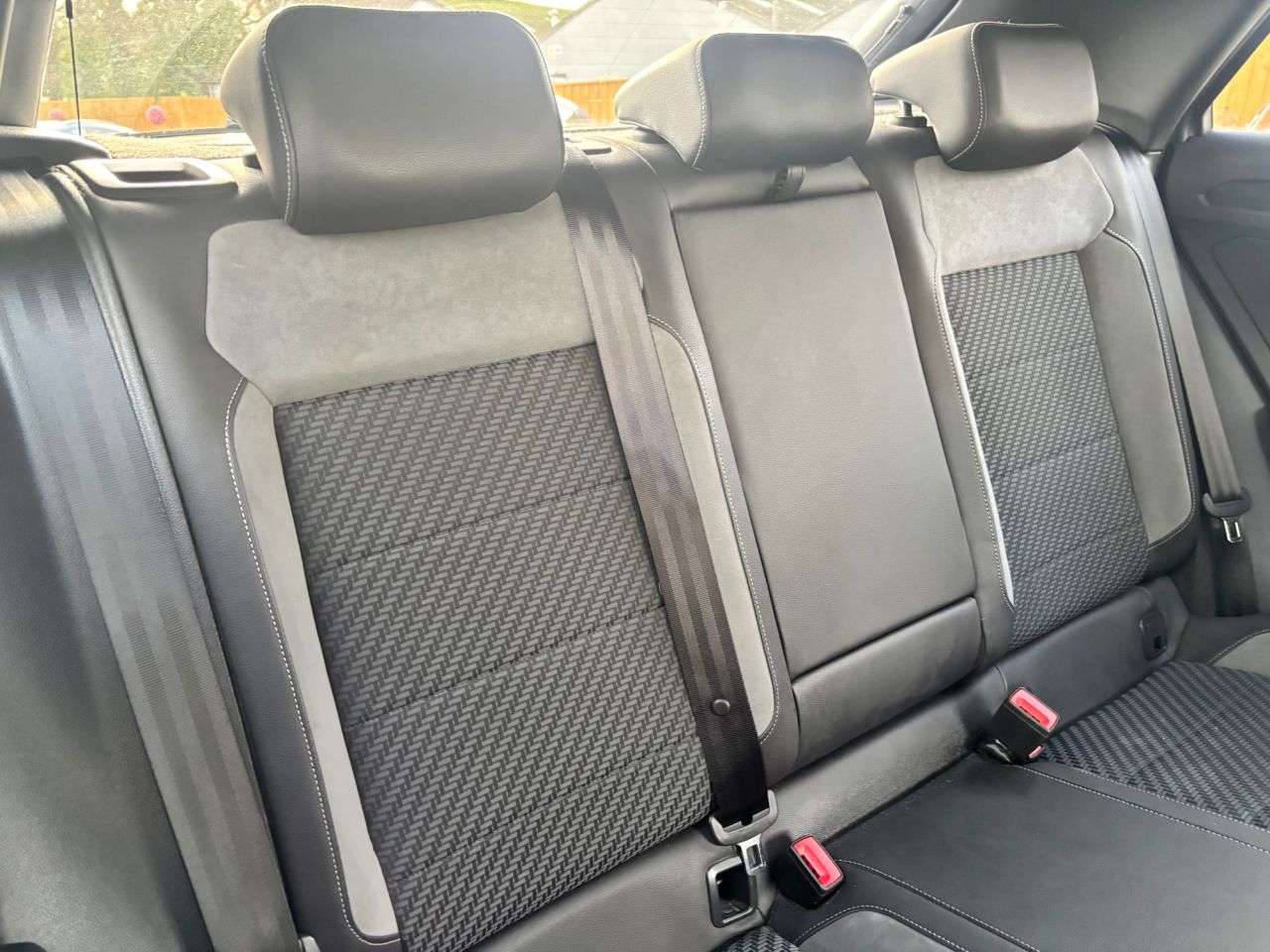 2019 VOLKSWAGEN T-ROC 2019 VOLKSWAGEN T-ROC