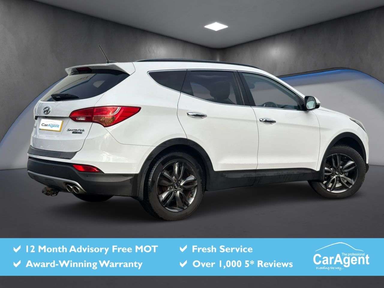 A 2015 HYUNDAI SANTA FE 2.2 CRDi Premium SE SUV 5dr Diesel Manual 4WD Euro 5 (7 seat) (194 bhp) A 2015 HYUNDAI SANTA FE 2.2 CRDi Premium SE SUV 5dr Diesel Manual 4WD Euro 5 (7 seat) (194 bhp)