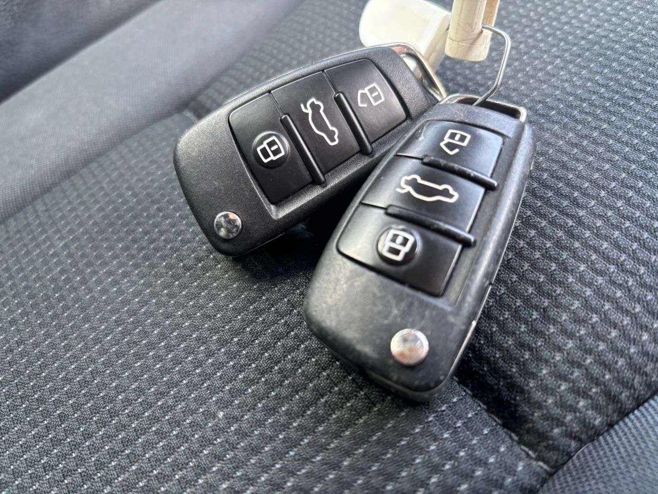 2017 AUDI A1 2017 AUDI A1