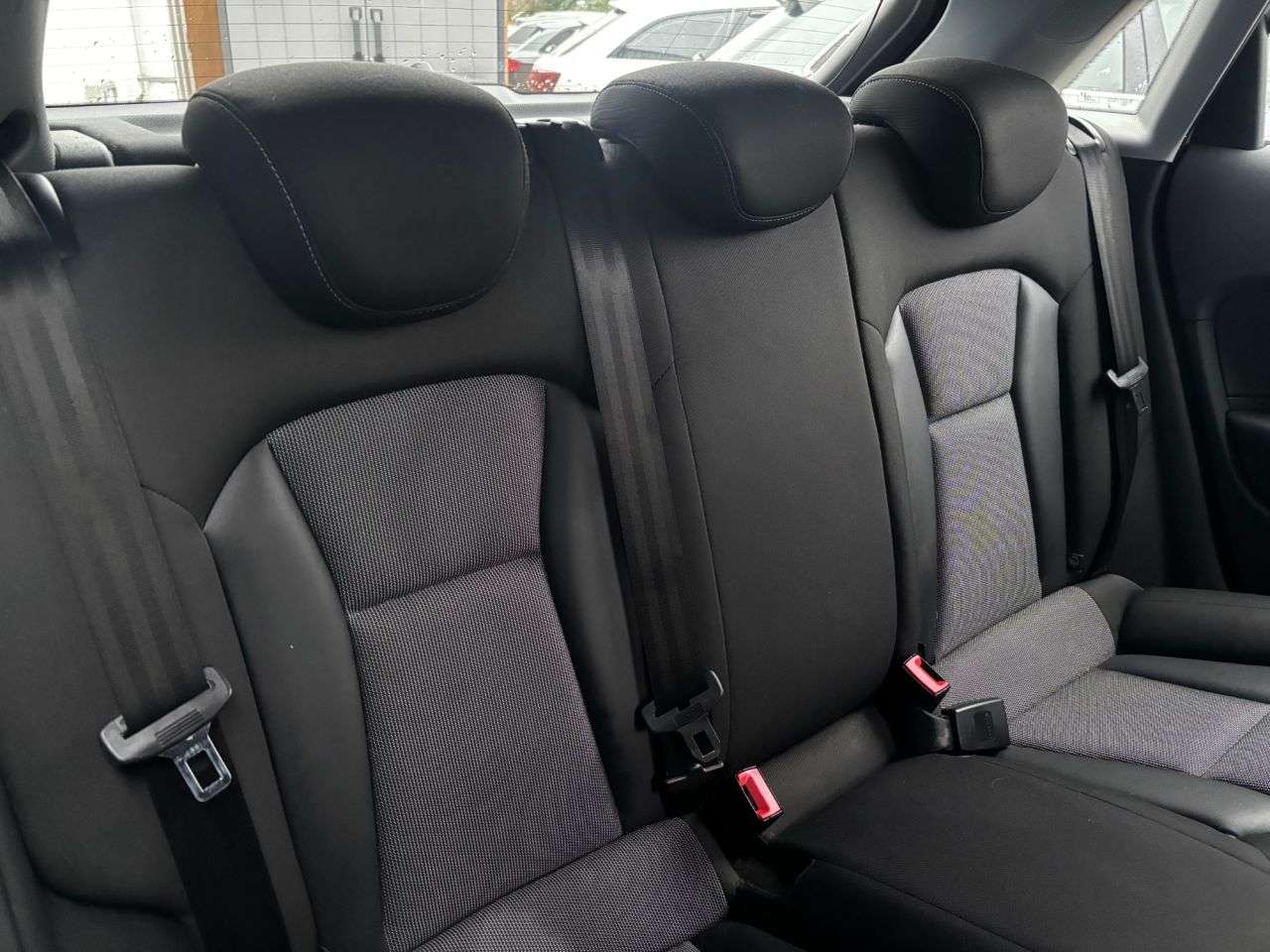 2015 AUDI A1 2015 AUDI A1