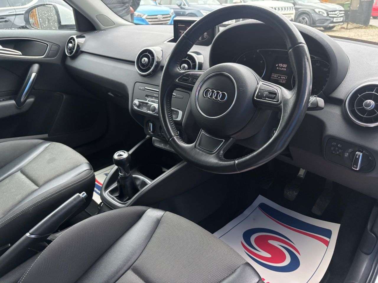 2015 AUDI A1 2015 AUDI A1