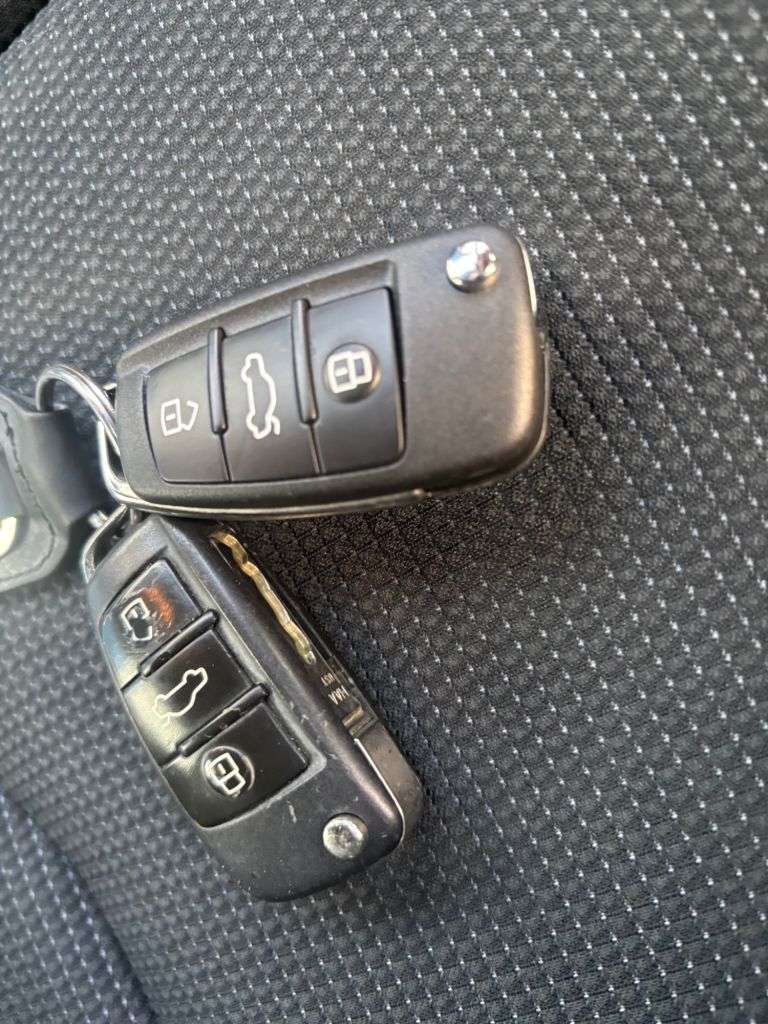 2014 AUDI Q3 2014 AUDI Q3