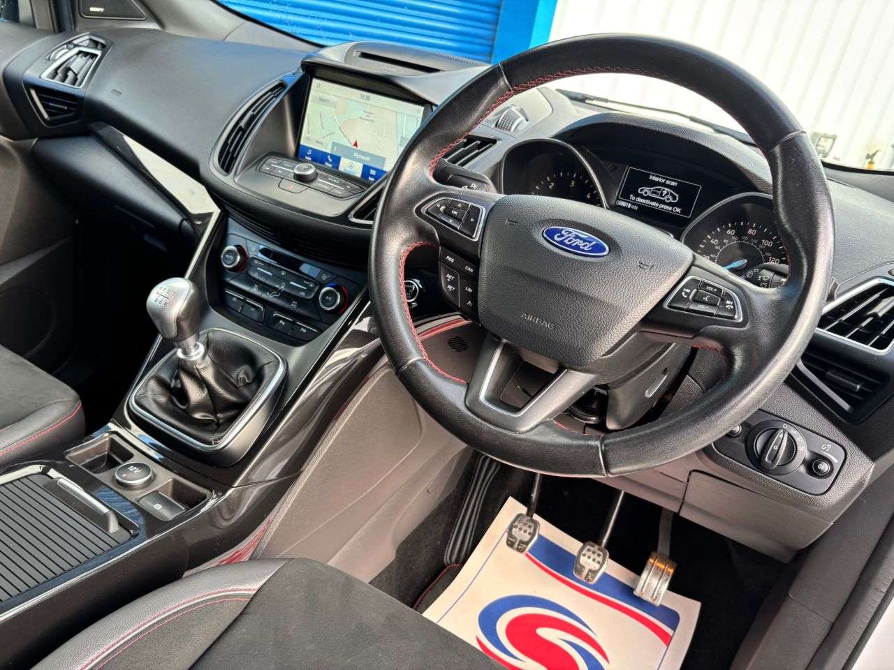 A 2017 FORD KUGA 2.0 TDCi EcoBlue ST-Line SUV 5dr Diesel Manual Euro 6 (s/s) (150 ps) A 2017 FORD KUGA 2.0 TDCi EcoBlue ST-Line SUV 5dr Diesel Manual Euro 6 (s/s) (150 ps)