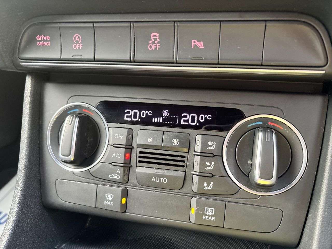 2018 AUDI Q3 2018 AUDI Q3