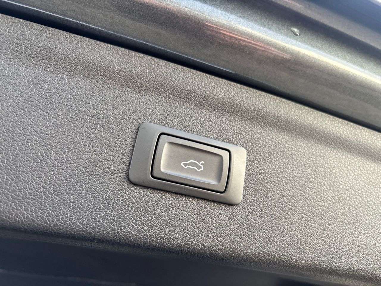 2018 AUDI Q3 2018 AUDI Q3