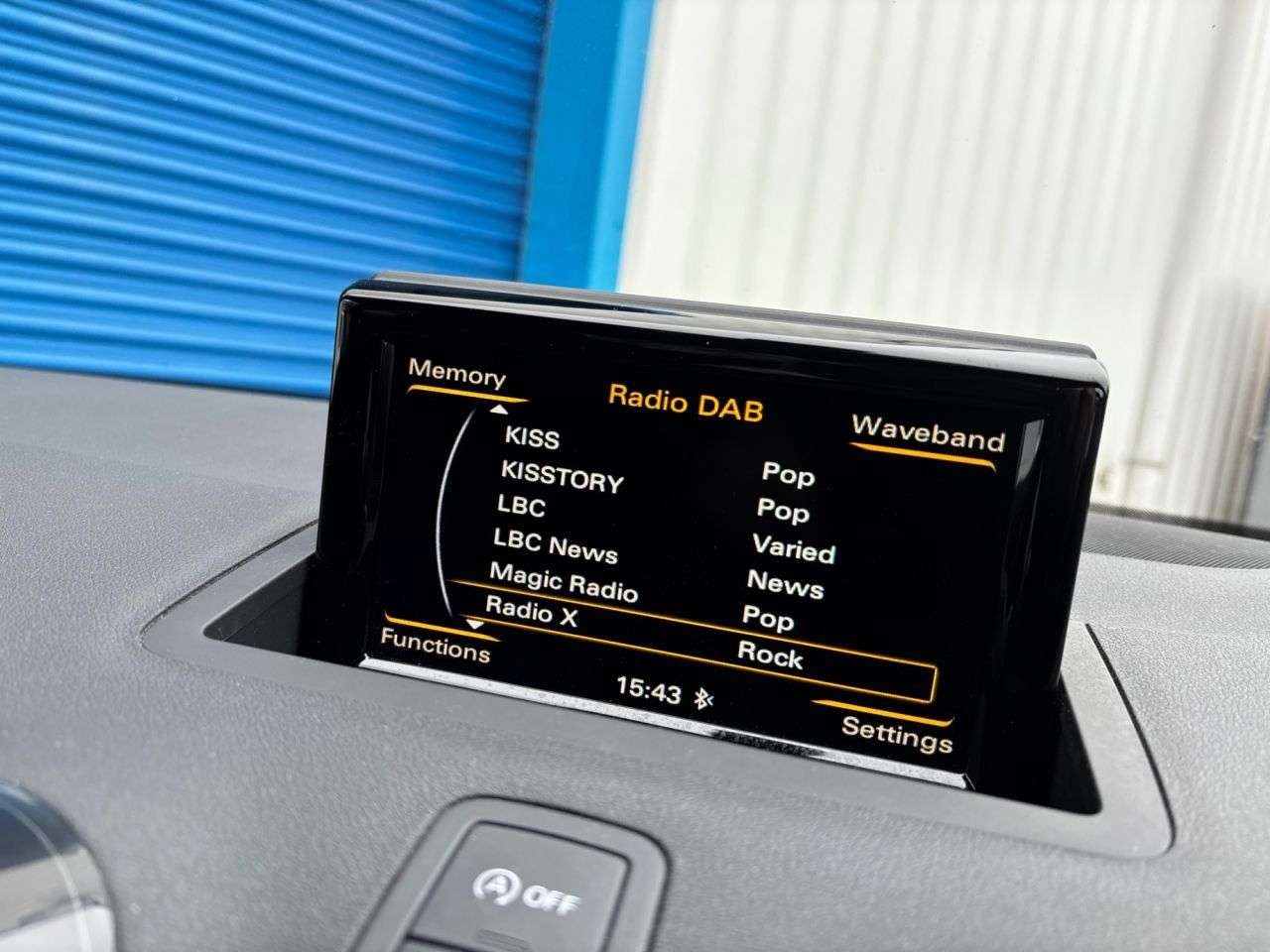 2017 AUDI A1 2017 AUDI A1