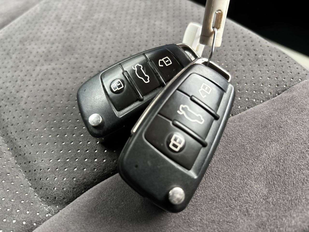 2017 AUDI A1 2017 AUDI A1