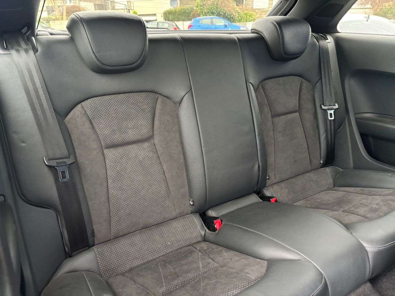 2017 AUDI A1 2017 AUDI A1