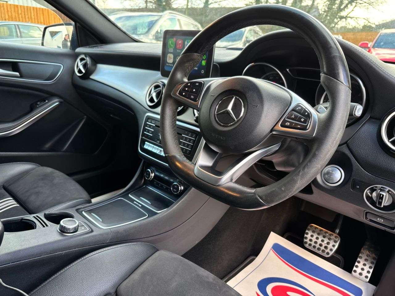 A 2017 MERCEDES-BENZ A-CLASS 2.1 A200d WhiteArt Hatchback 5dr Diesel 7G-DCT Euro 6 (s/s) (136 ps) A 2017 MERCEDES-BENZ A-CLASS 2.1 A200d WhiteArt Hatchback 5dr Diesel 7G-DCT Euro 6 (s/s) (136 ps)