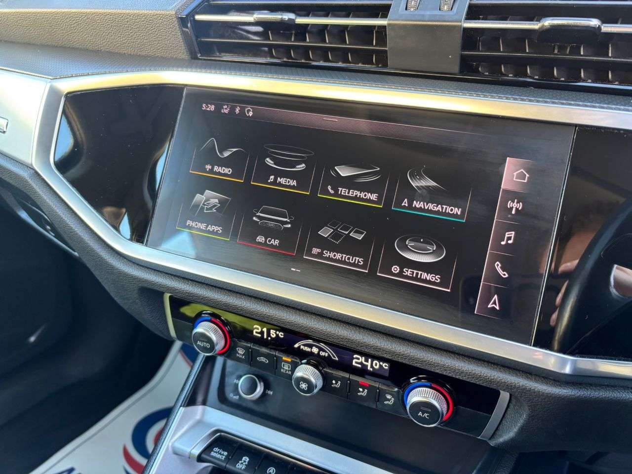 2020 AUDI Q3 2020 AUDI Q3