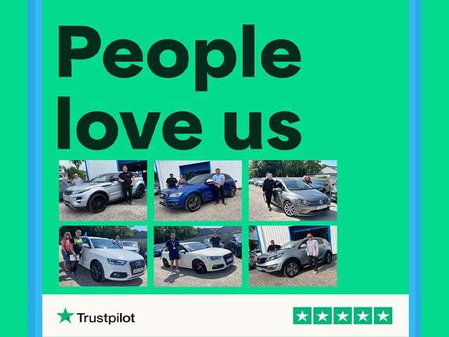 A 2015 MERCEDES-BENZ GLA 2.1 GLA220d AMG Line SUV 5dr Diesel 7G-DCT 4MATIC Euro 6 (s/s) (177 ps) A 2015 MERCEDES-BENZ GLA 2.1 GLA220d AMG Line SUV 5dr Diesel 7G-DCT 4MATIC Euro 6 (s/s) (177 ps)