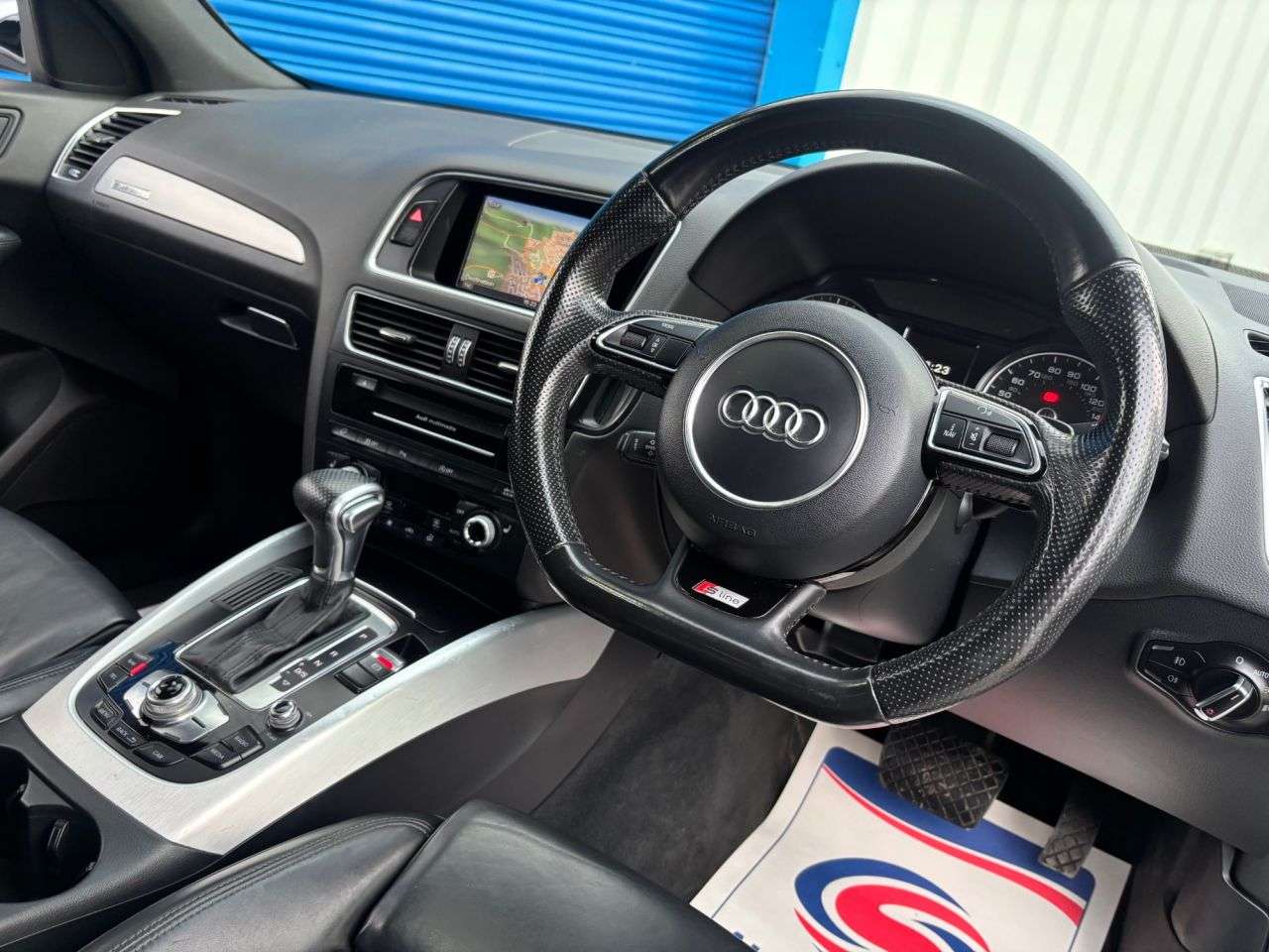 A 2016 AUDI Q5 2.0 TDI S line Plus SUV 5dr Diesel S Tronic quattro Euro 6 (s/s) (190 ps) A 2016 AUDI Q5 2.0 TDI S line Plus SUV 5dr Diesel S Tronic quattro Euro 6 (s/s) (190 ps)