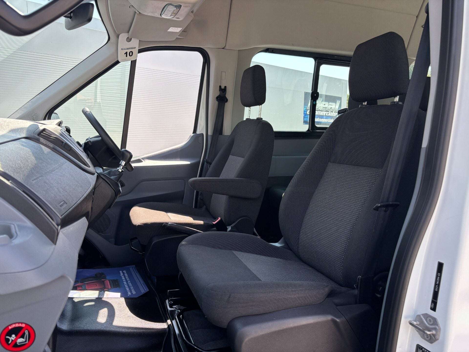 A 2015 FORD TRANSIT 460 L4 H3 17 Str Minibus with Air Con - Direct from MOD A 2015 FORD TRANSIT 460 L4 H3 17 Str Minibus with Air Con - Direct from MOD