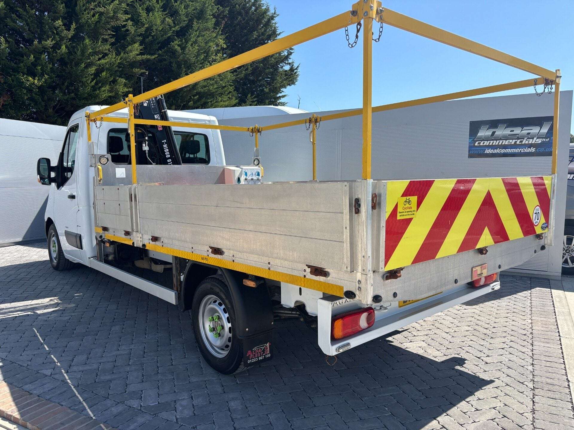 A 2018 VAUXHALL MOVANO L3H1 R3500 Dropside Truck with Hiab T-HIDUO 013 A 2018 VAUXHALL MOVANO L3H1 R3500 Dropside Truck with Hiab T-HIDUO 013