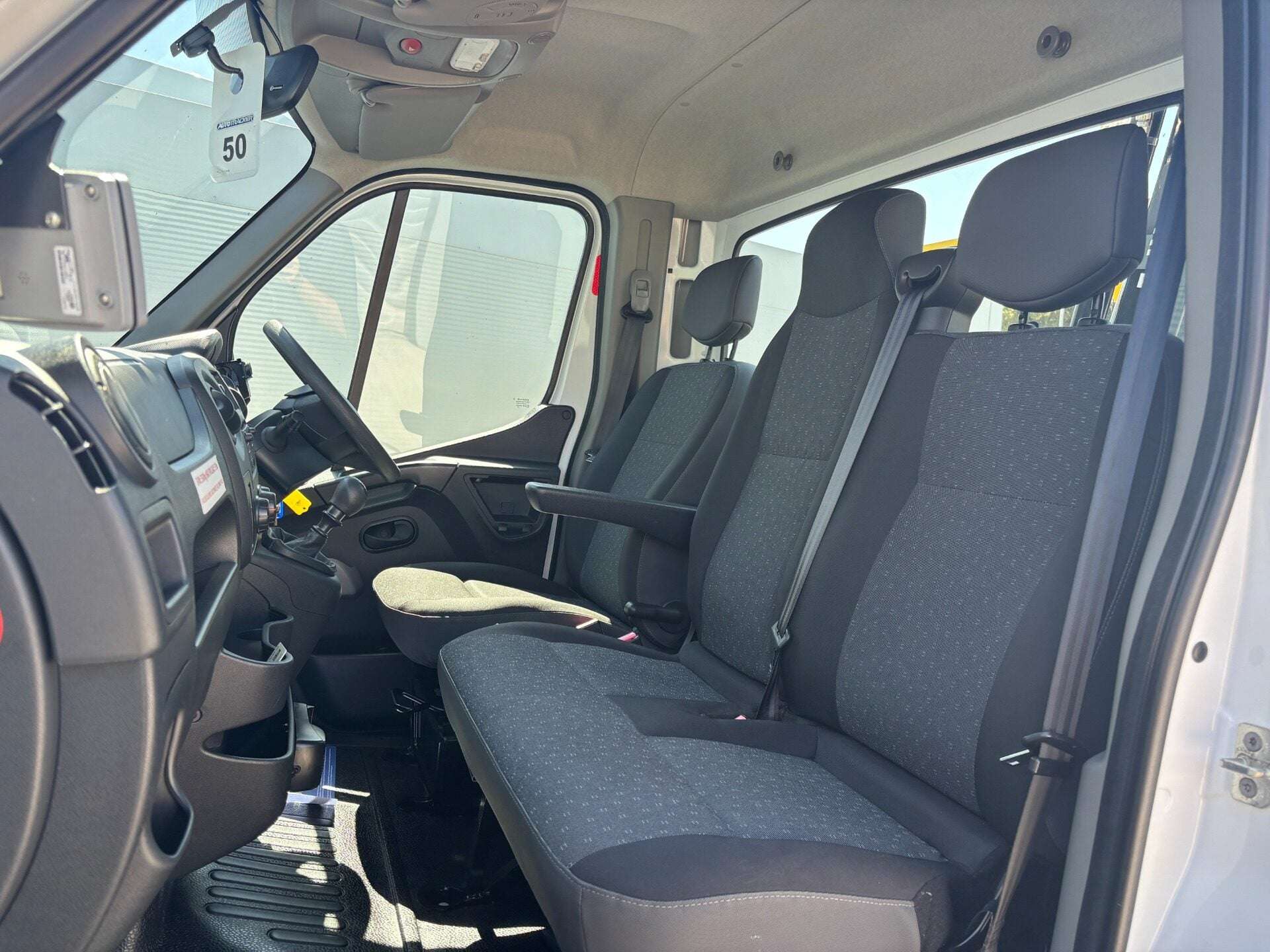 A 2018 VAUXHALL MOVANO L3H1 R3500 Dropside Truck with Hiab T-HIDUO 013 A 2018 VAUXHALL MOVANO L3H1 R3500 Dropside Truck with Hiab T-HIDUO 013