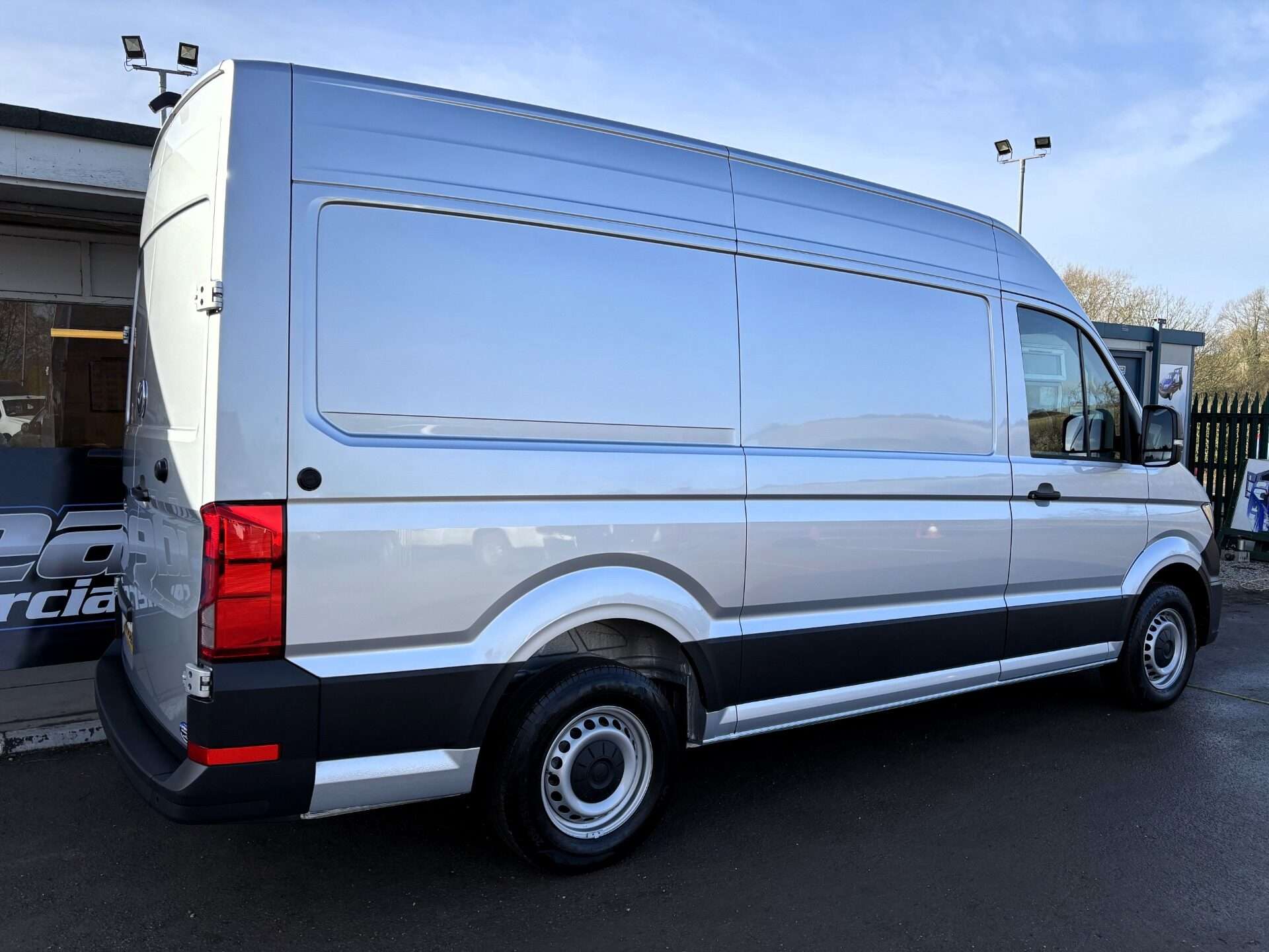 A 2023 VOLKSWAGEN CRAFTER CR35 177 ps Tdi L2 H2 Trendline DSG Panel Van A 2023 VOLKSWAGEN CRAFTER CR35 177 ps Tdi L2 H2 Trendline DSG Panel Van