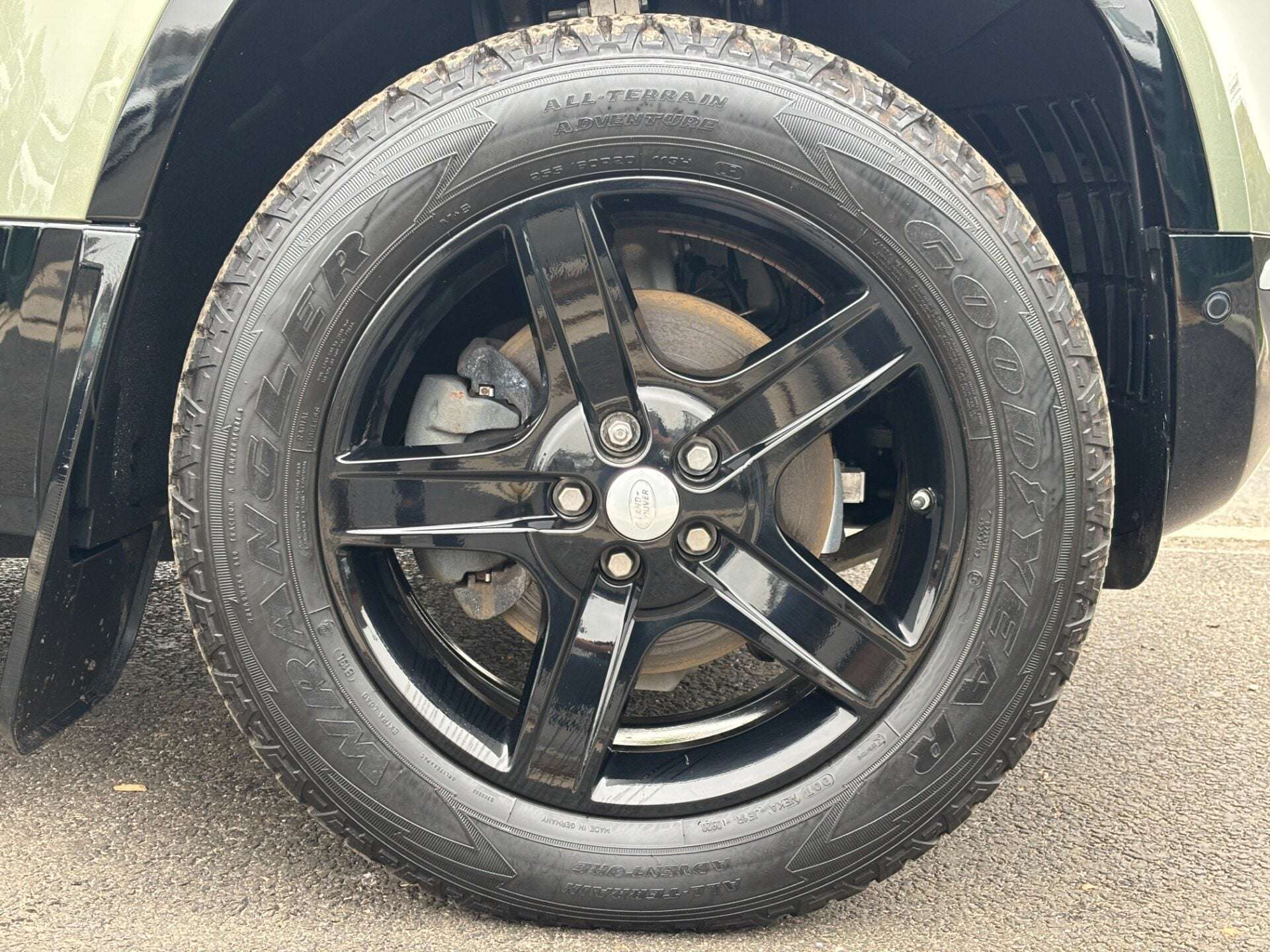 2021 LAND ROVER DEFENDER 110 2021 LAND ROVER DEFENDER 110