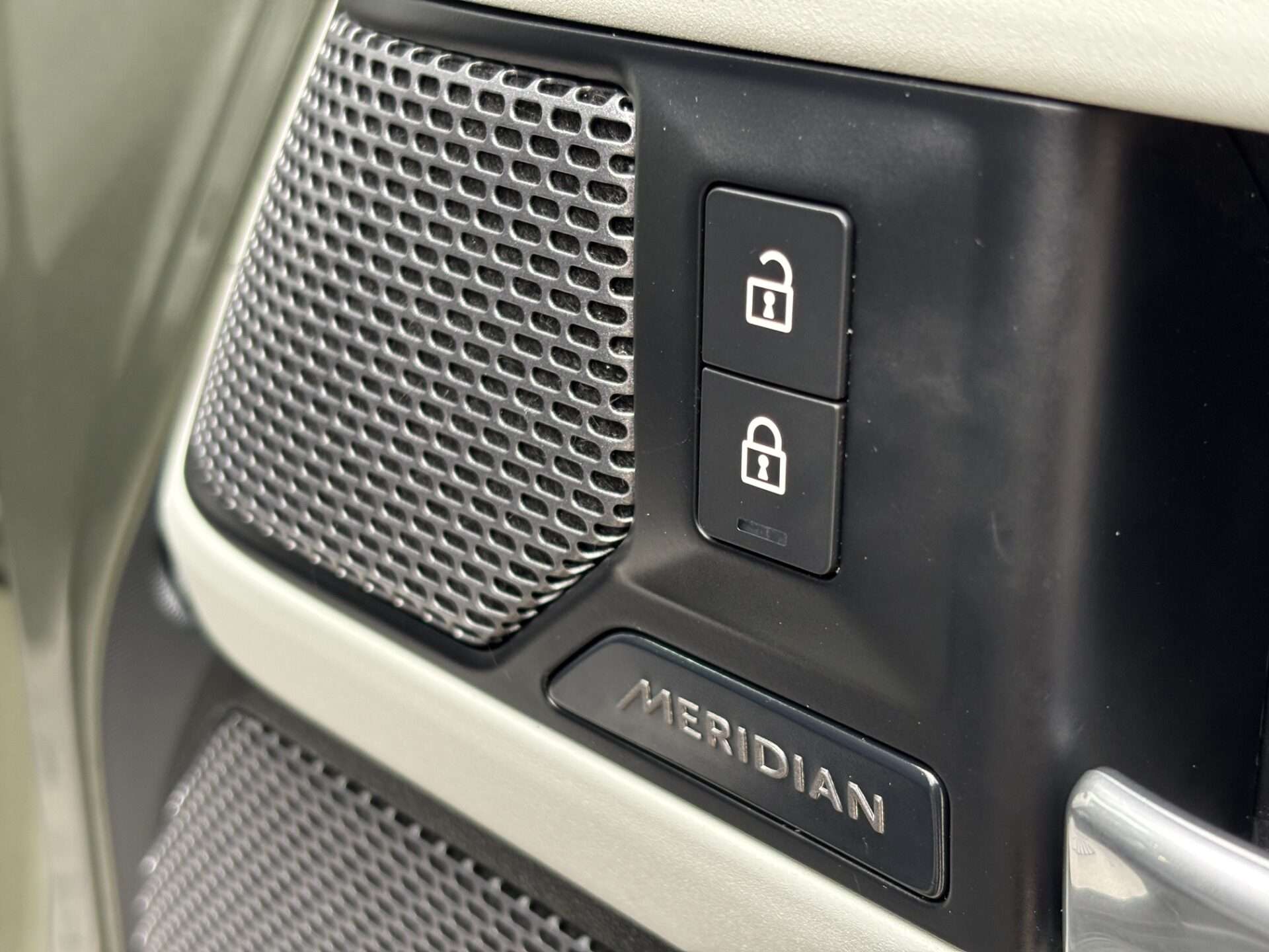 2021 LAND ROVER DEFENDER 110 2021 LAND ROVER DEFENDER 110