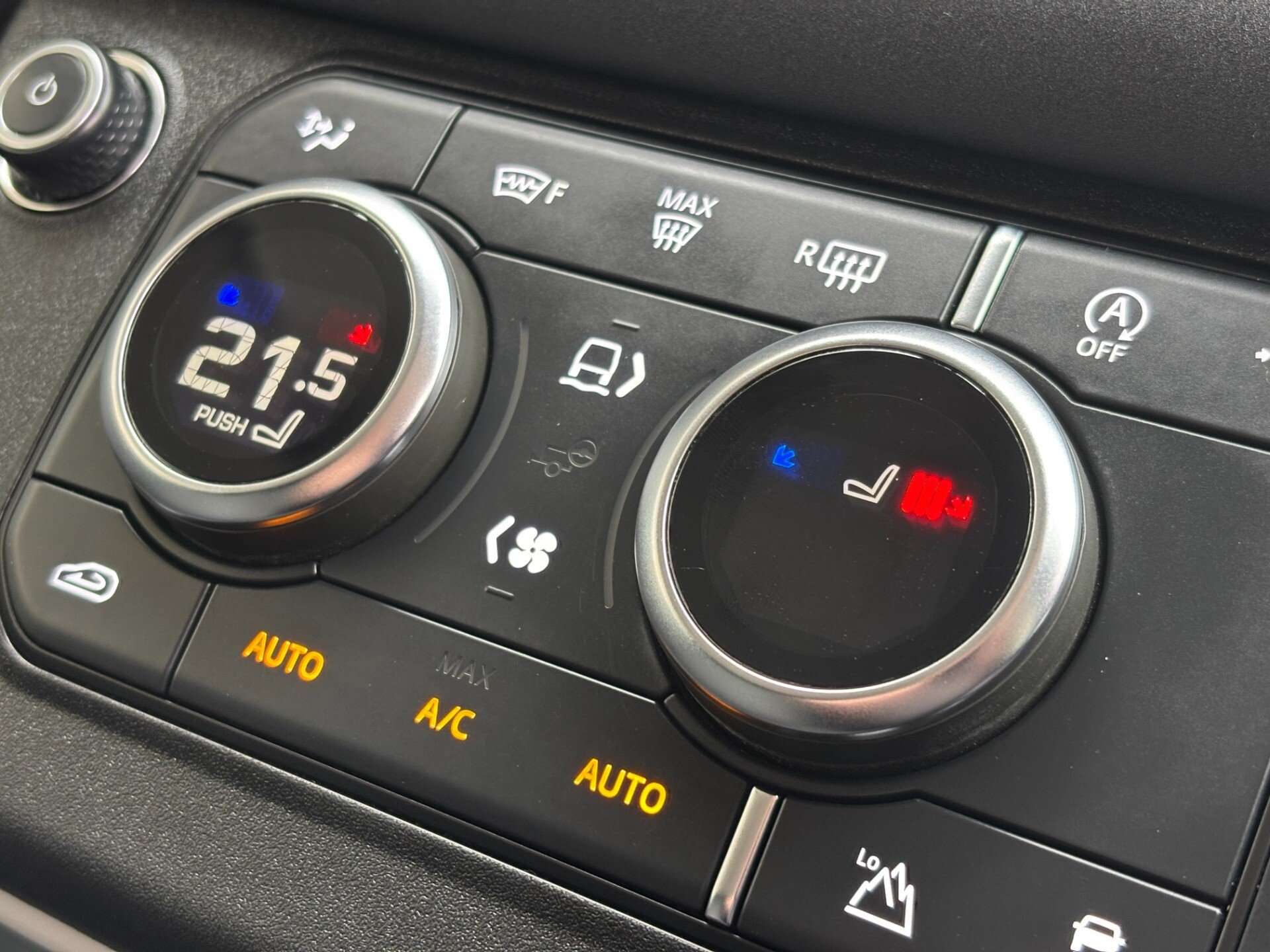 2021 LAND ROVER DEFENDER 110 2021 LAND ROVER DEFENDER 110