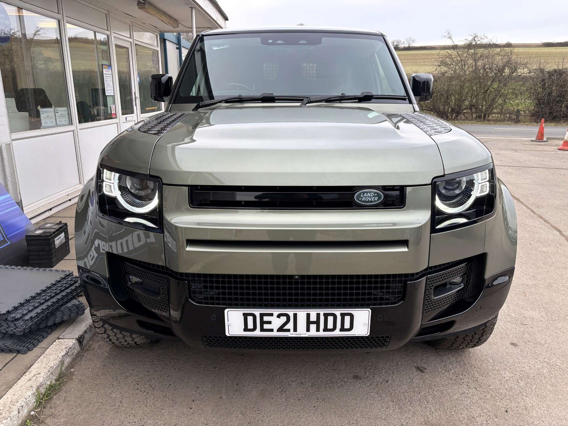 2021 LAND ROVER DEFENDER 110 2021 LAND ROVER DEFENDER 110
