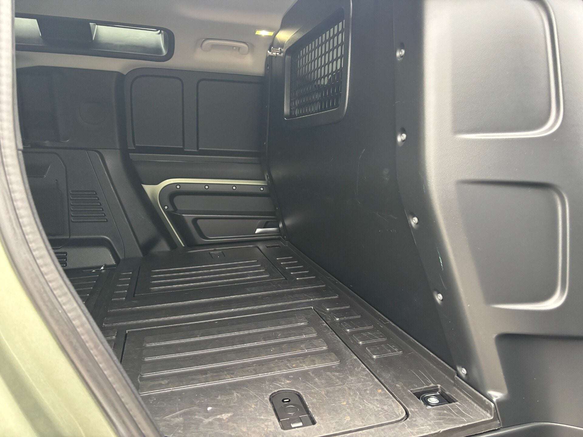 2021 LAND ROVER DEFENDER 110 2021 LAND ROVER DEFENDER 110