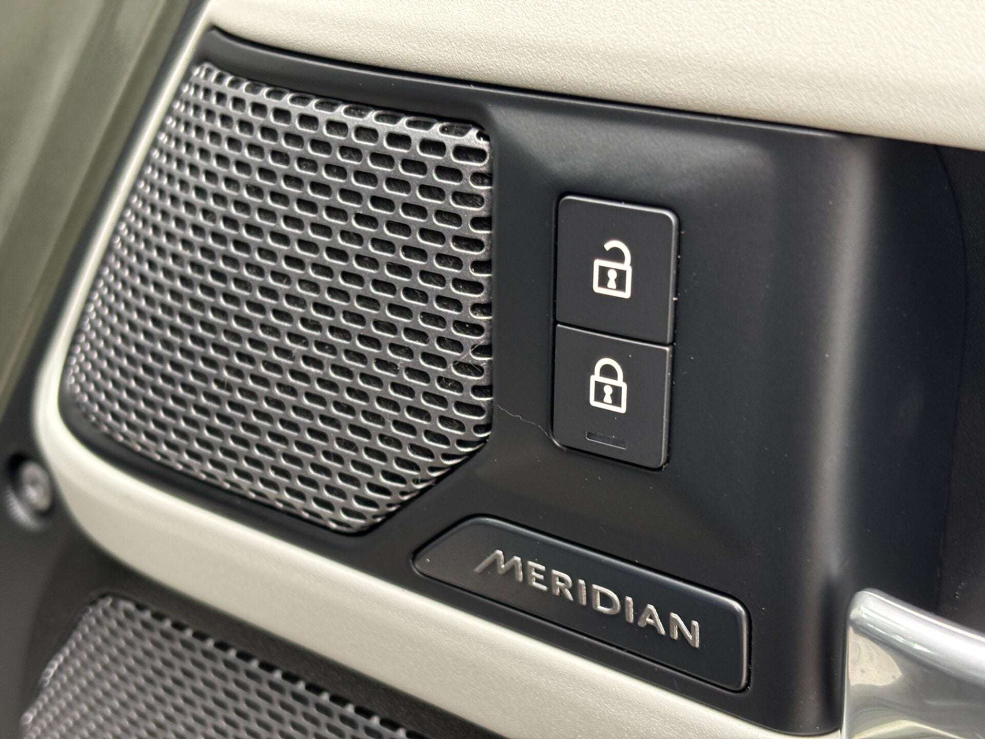 2021 LAND ROVER DEFENDER 110 2021 LAND ROVER DEFENDER 110