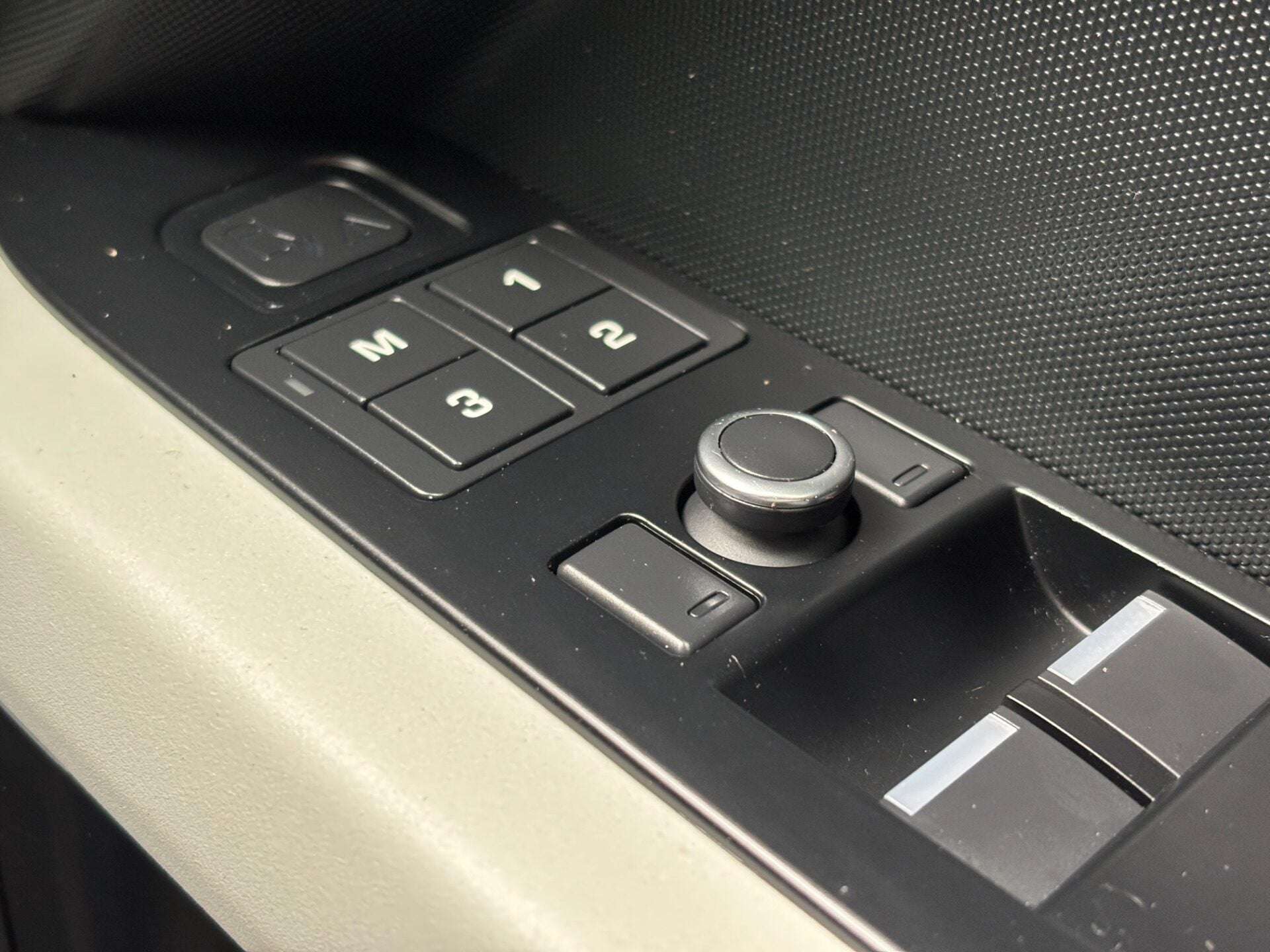 2021 LAND ROVER DEFENDER 110 2021 LAND ROVER DEFENDER 110