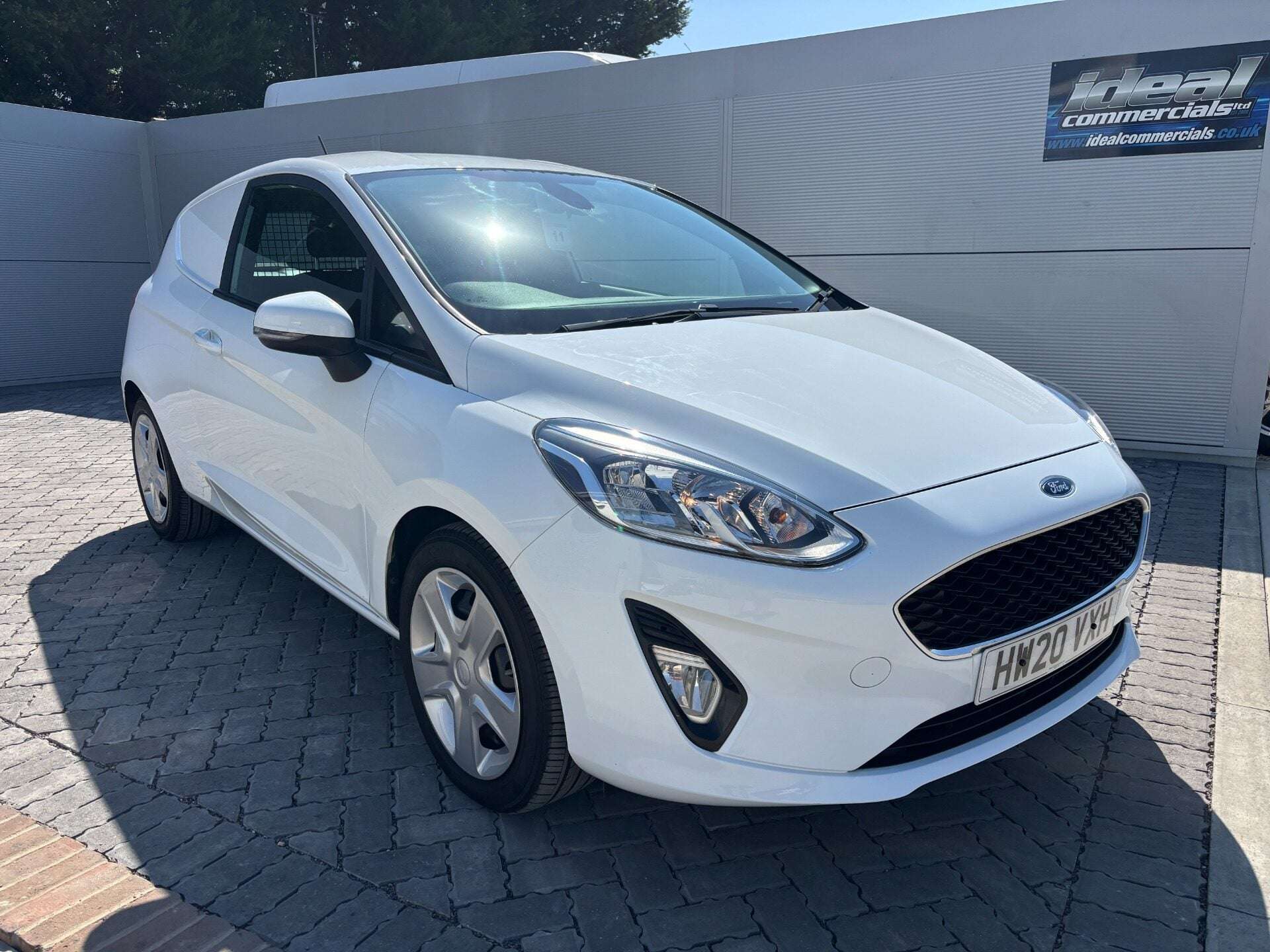 A 2020 FORD FIESTA Base 85 ps Tdci Car Derived Panel Van - Air Con & Sat Nav A 2020 FORD FIESTA Base 85 ps Tdci Car Derived Panel Van - Air Con & Sat Nav