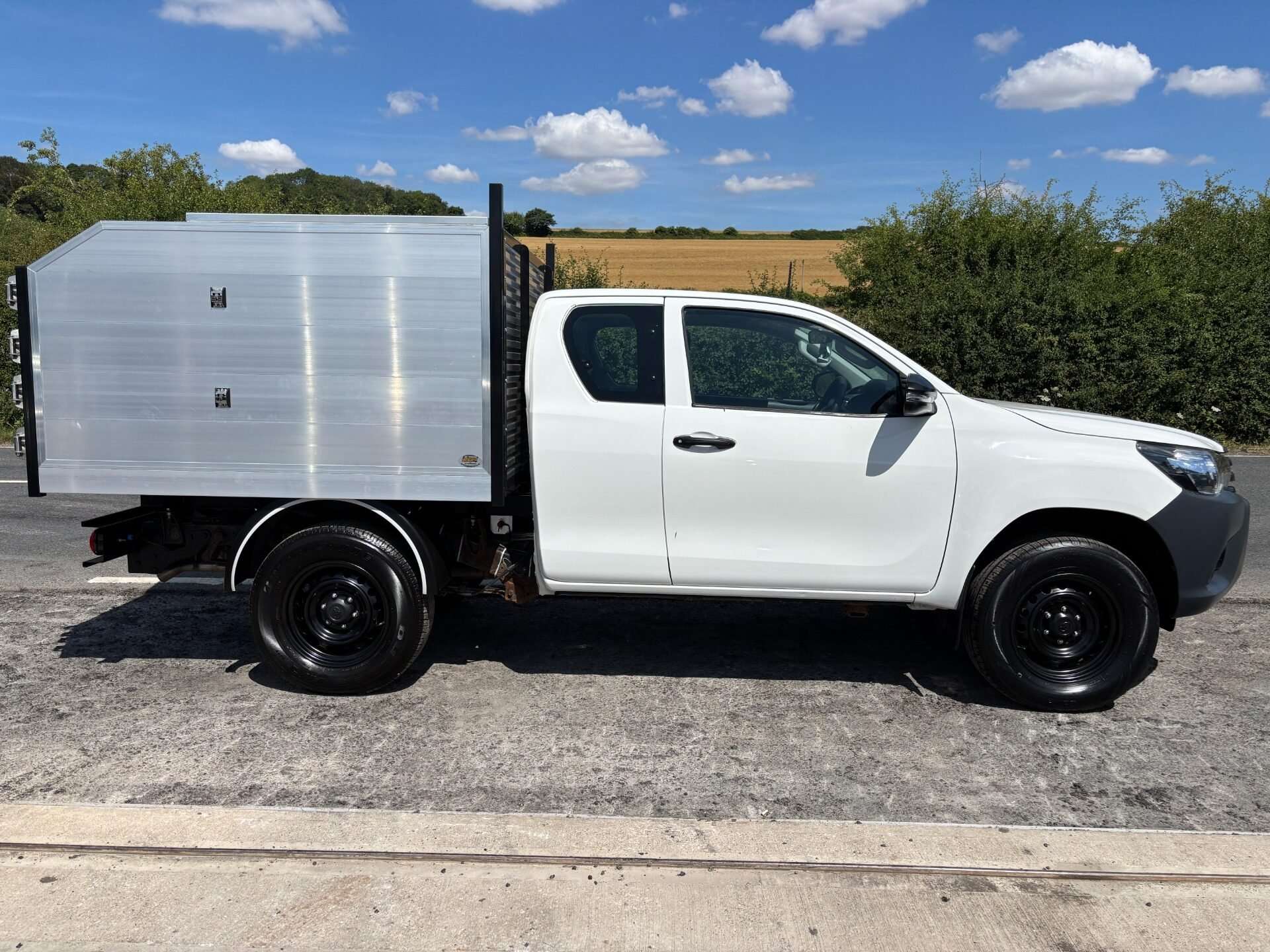 2018 TOYOTA HILUX 2018 TOYOTA HILUX