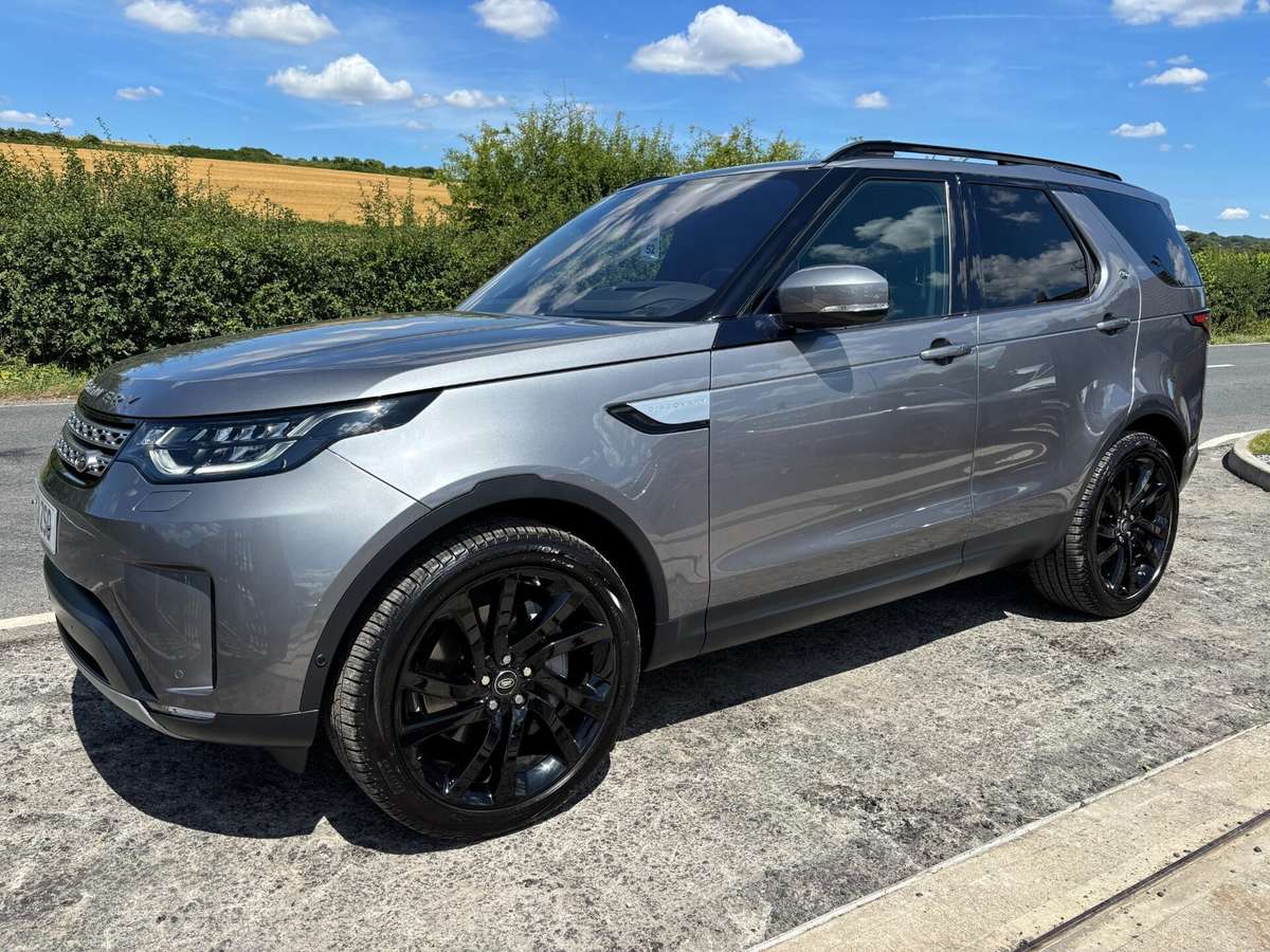 Check out this Land Rover Discovery 2021 Diesel Automatic
