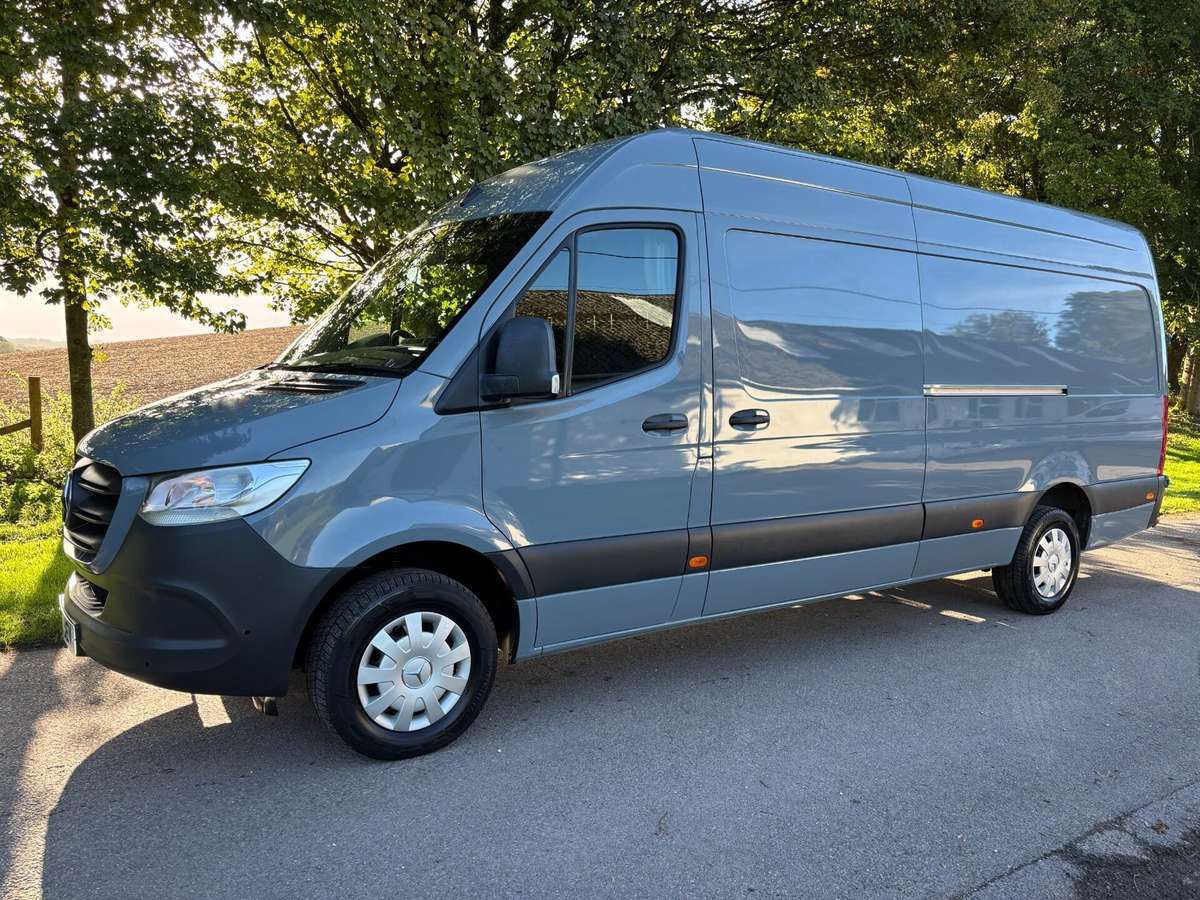 Check out this Mercedes-benz Sprinter 2022 Diesel Manual