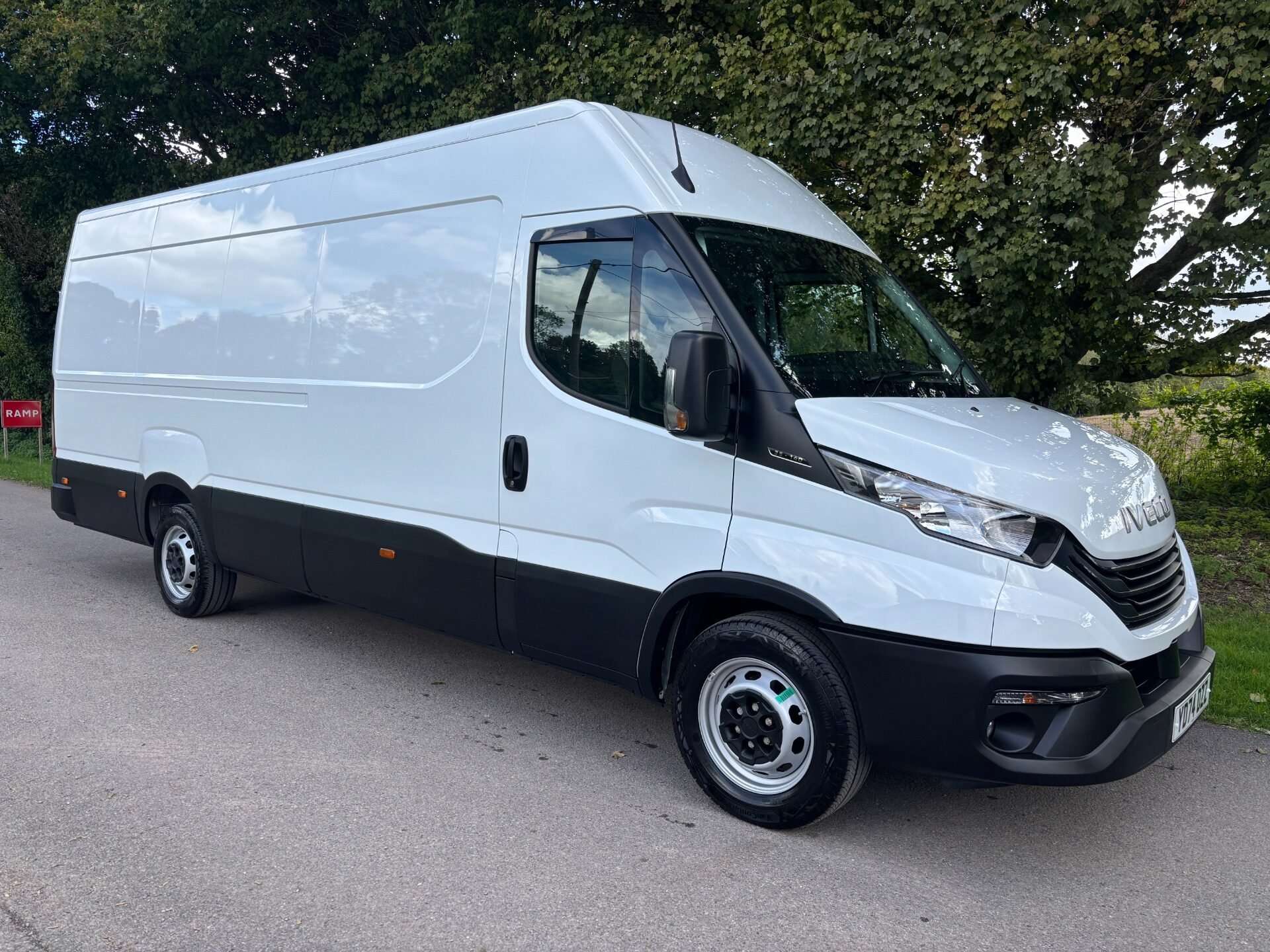 2024 IVECO DAILY 2024 IVECO DAILY