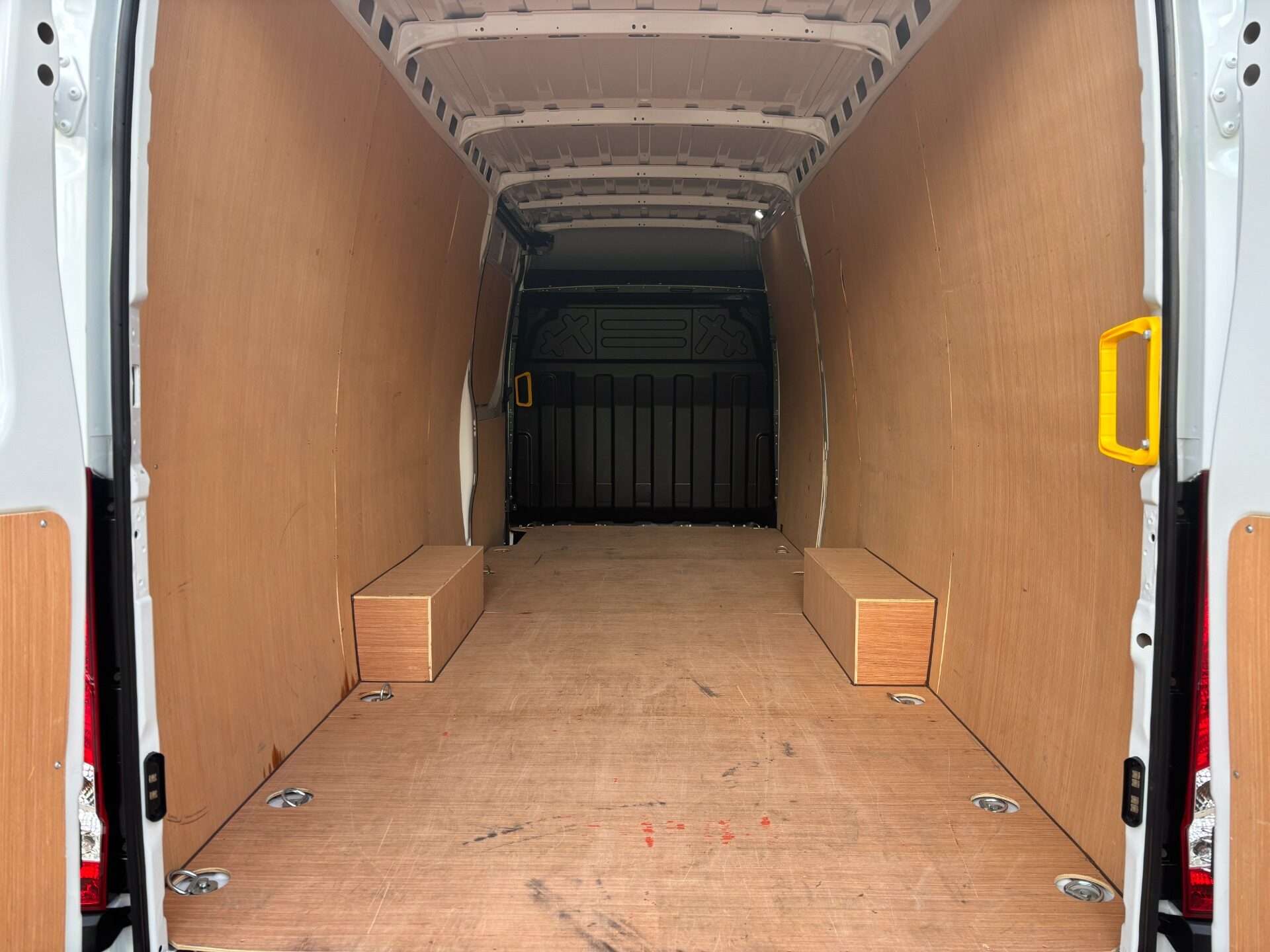 2024 IVECO DAILY 2024 IVECO DAILY