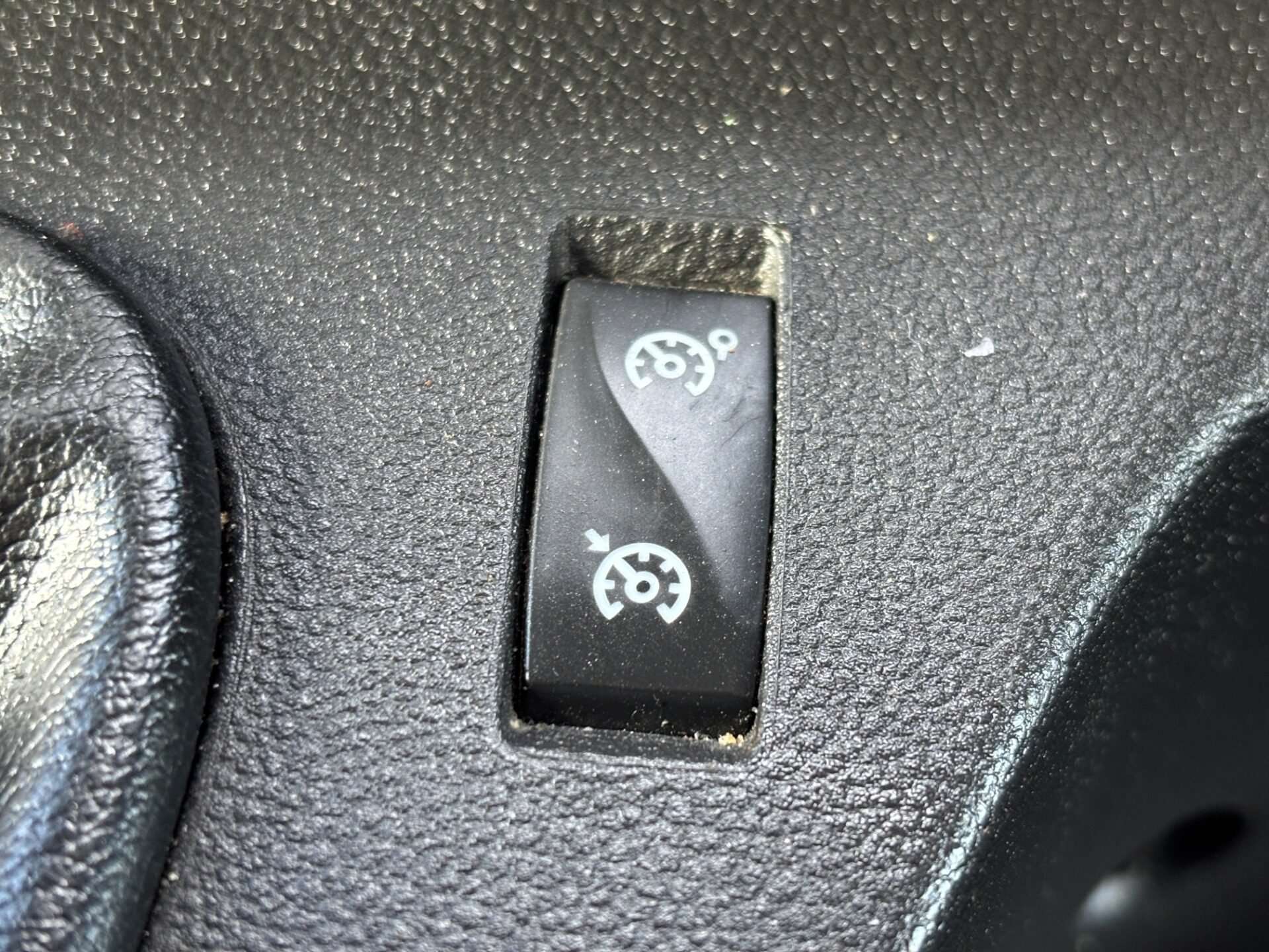 2021 NISSAN NV400 2021 NISSAN NV400