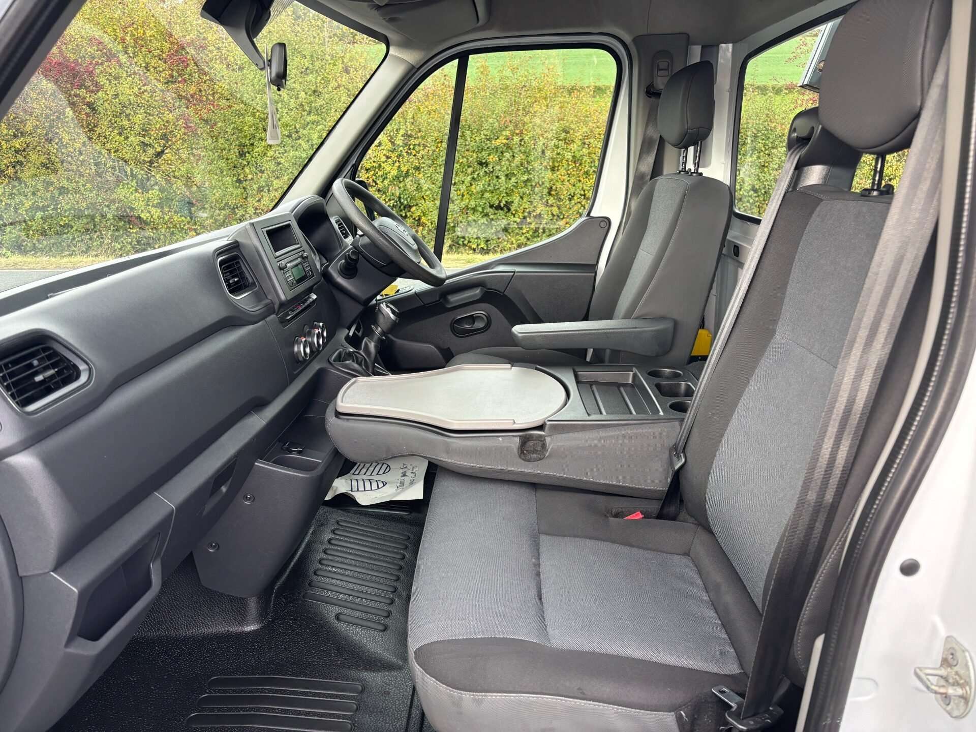 2021 NISSAN NV400 2021 NISSAN NV400