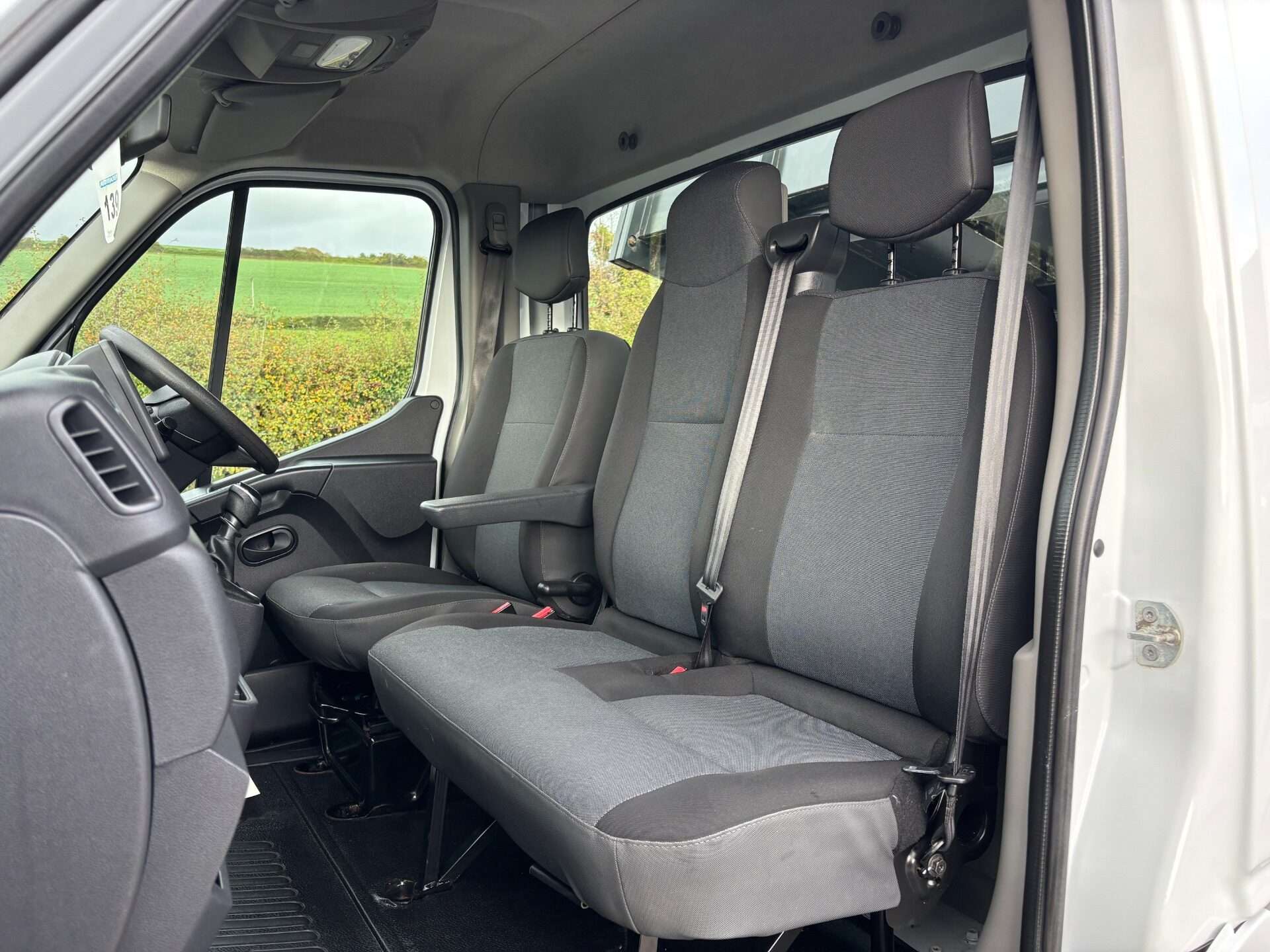 2021 NISSAN NV400 2021 NISSAN NV400