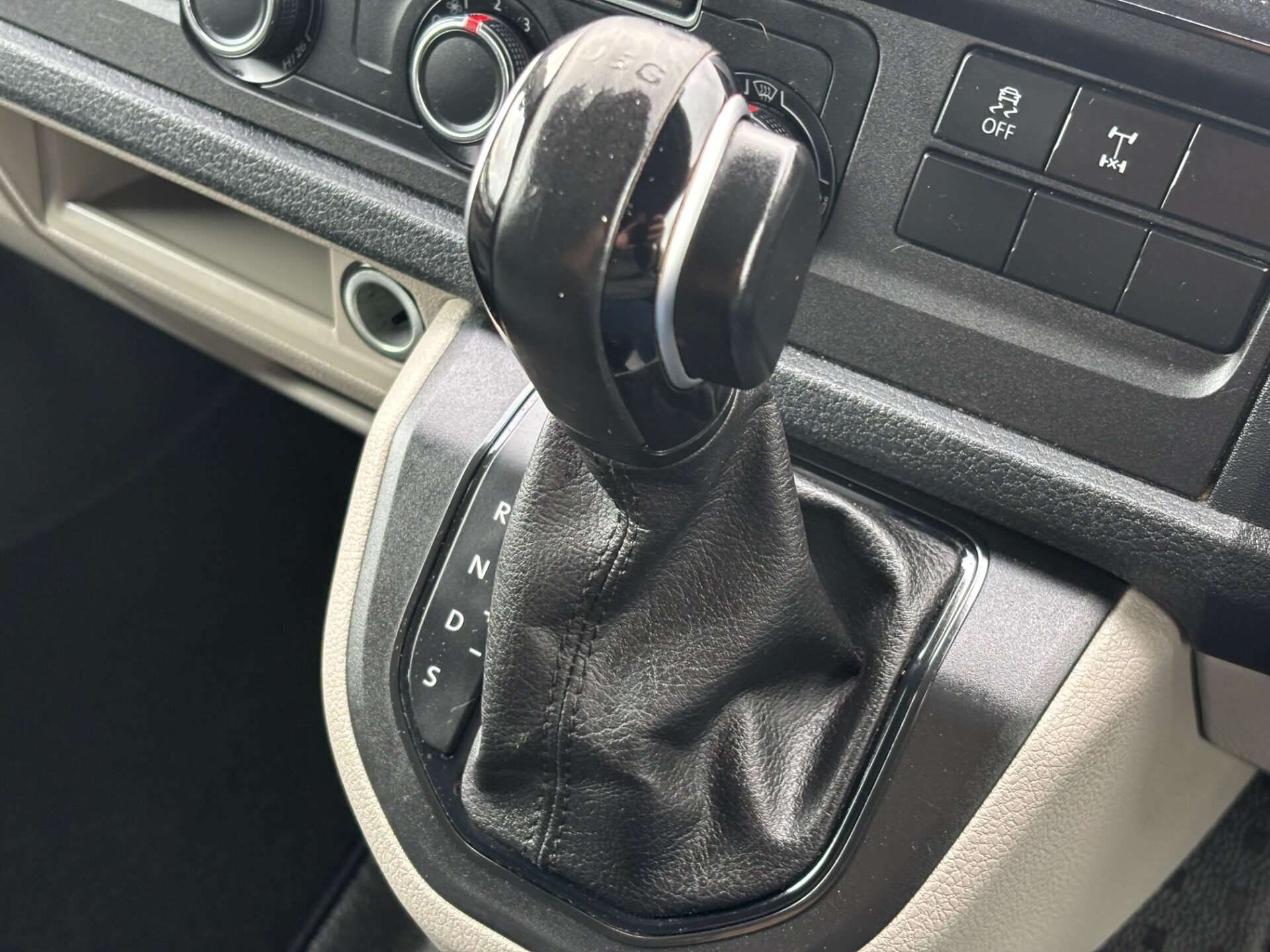 2019 VOLKSWAGEN TRANSPORTER 2019 VOLKSWAGEN TRANSPORTER