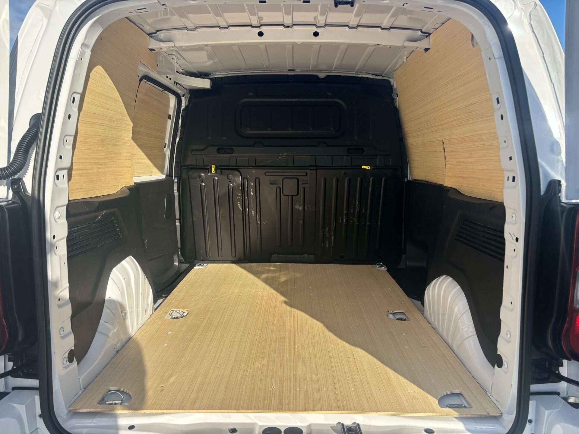 2024 PEUGEOT PARTNER 2024 PEUGEOT PARTNER