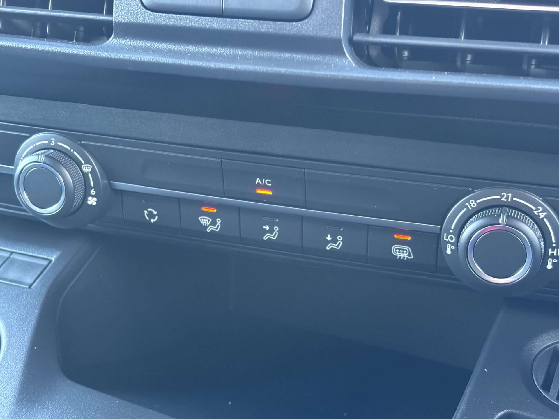 2024 PEUGEOT PARTNER 2024 PEUGEOT PARTNER