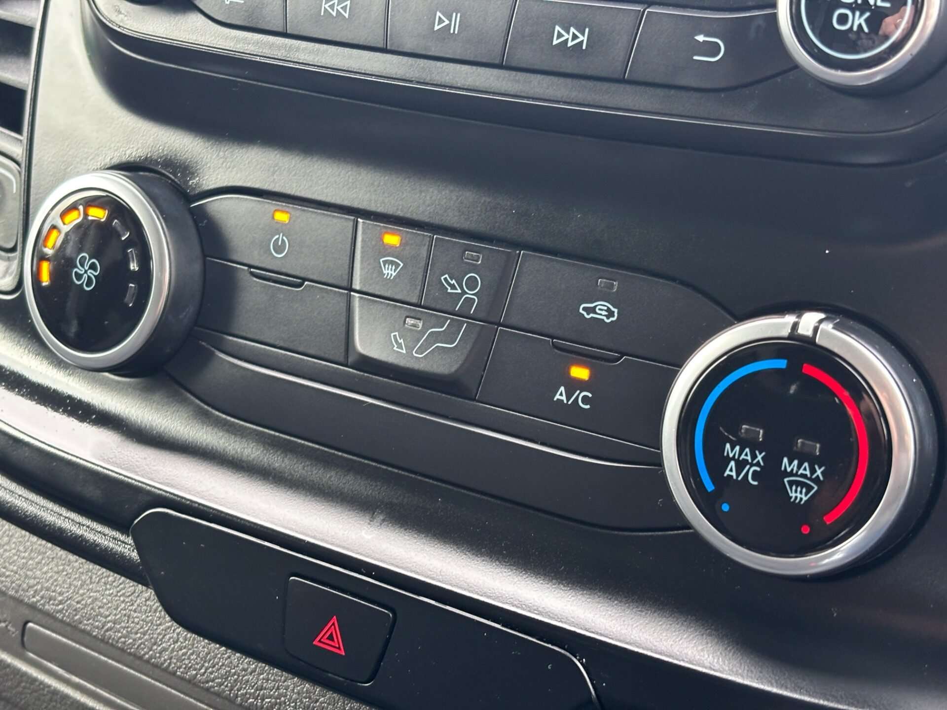 2020 FORD TRANSIT 2020 FORD TRANSIT