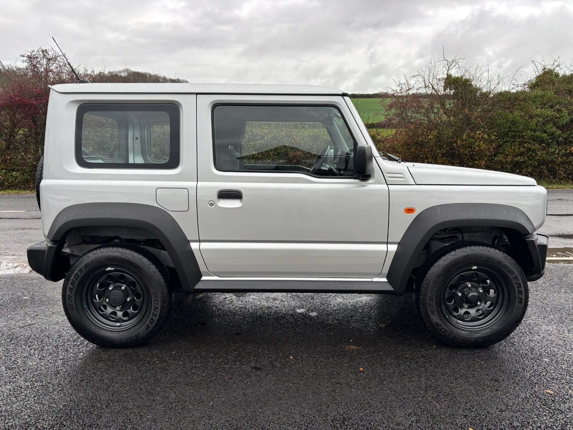 2024 SUZUKI JIMNY 2024 SUZUKI JIMNY