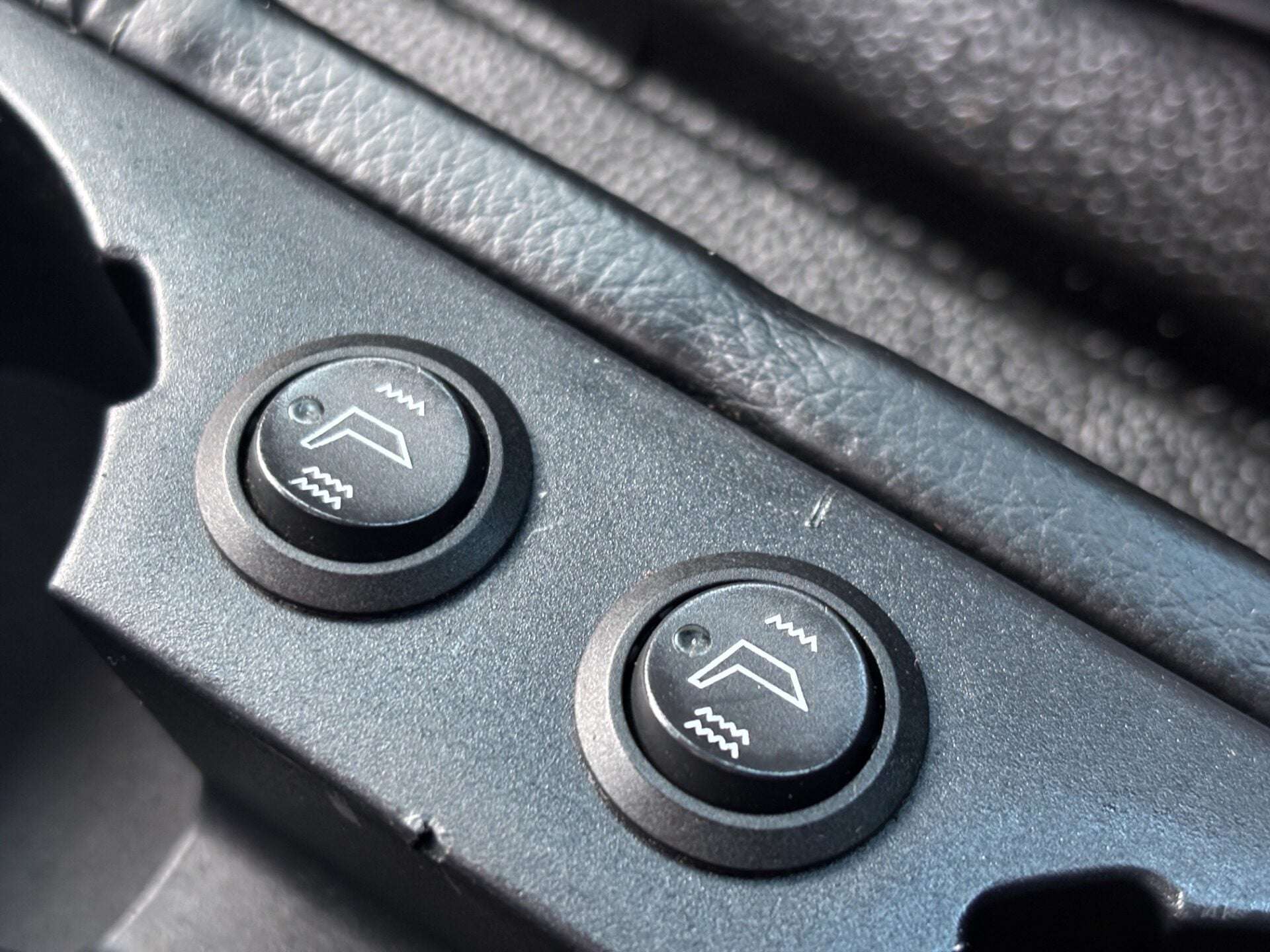 2008 LAND ROVER DEFENDER 130 2008 LAND ROVER DEFENDER 130