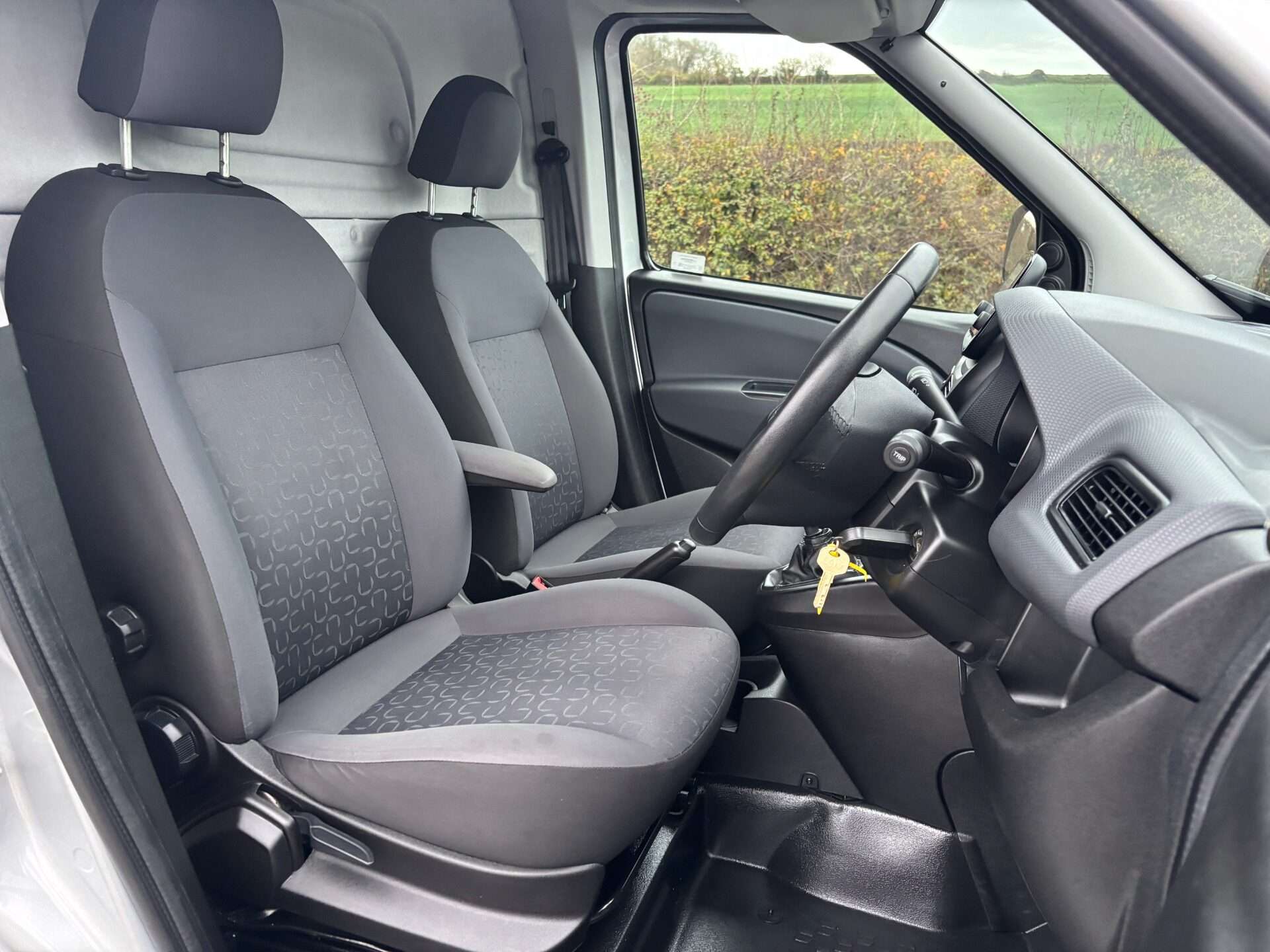 A 2022 FIAT DOBLO 1.6 16V 105 ps Tecnico Maxi Multijet II A 2022 FIAT DOBLO 1.6 16V 105 ps Tecnico Maxi Multijet II