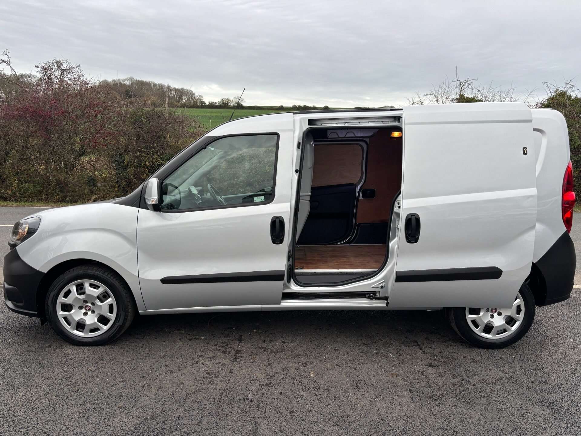 2022 FIAT DOBLO 2022 FIAT DOBLO